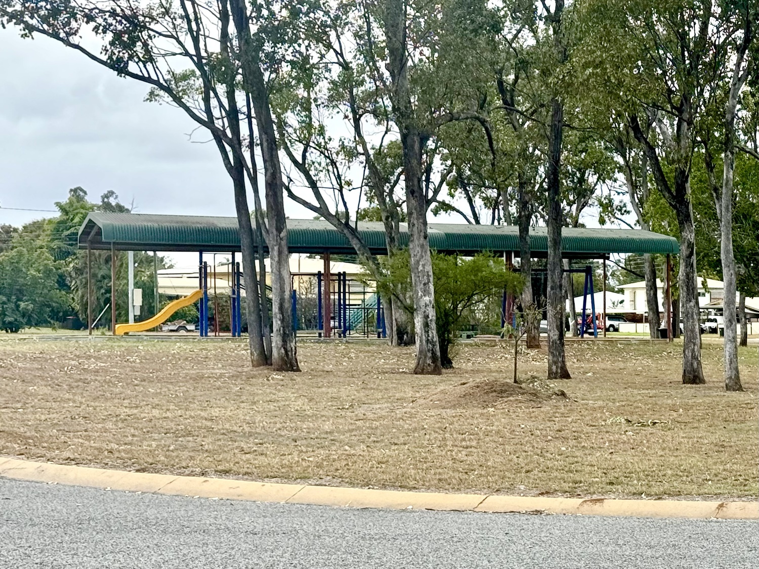 3 ROSEWALL Street, Moranbah Sold by Infinity Property Specialists - image 2
