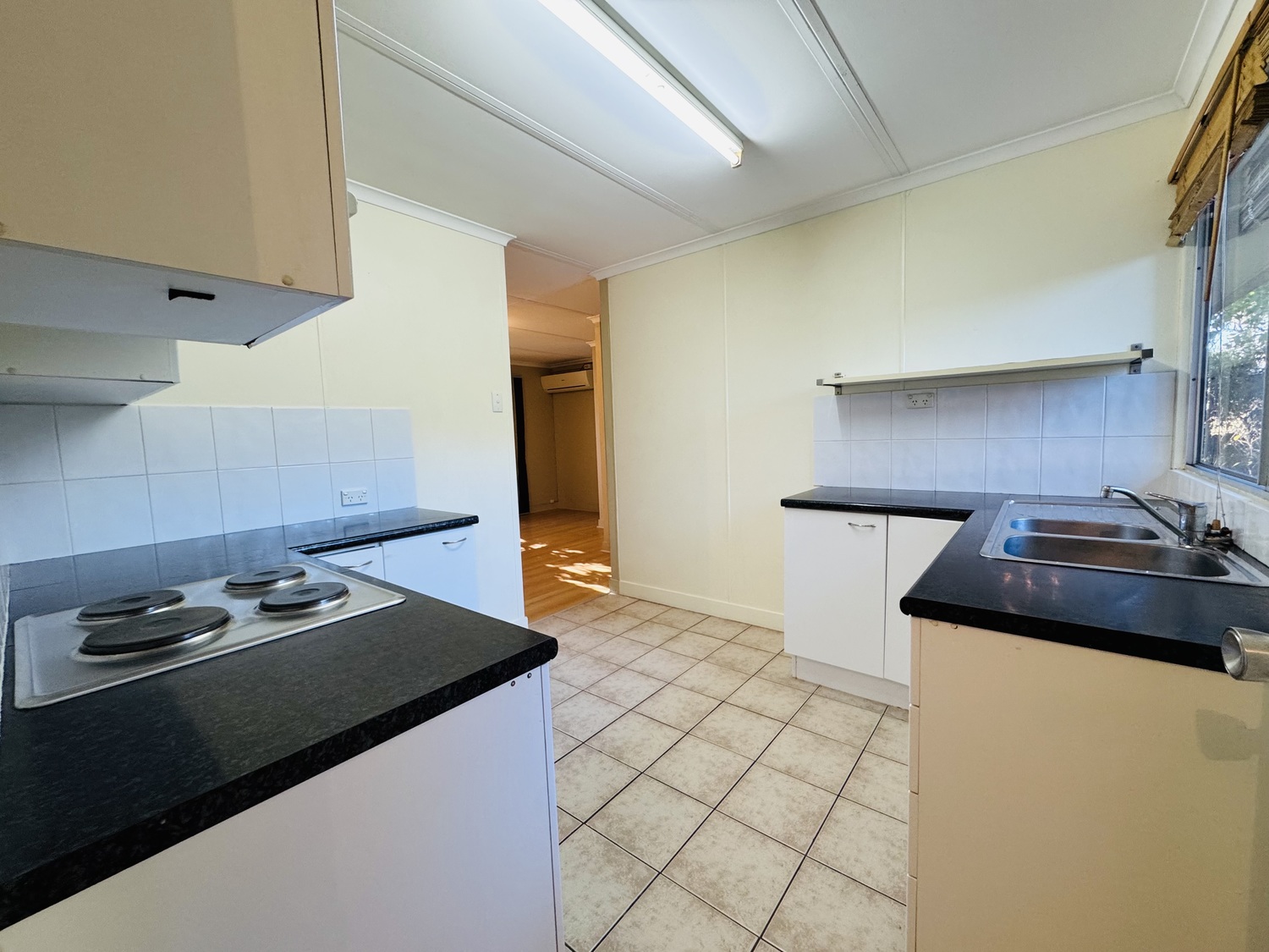 1 & 2/8 RENIER Crescent, Moranbah Sold by Infinity Property Specialists - image 8