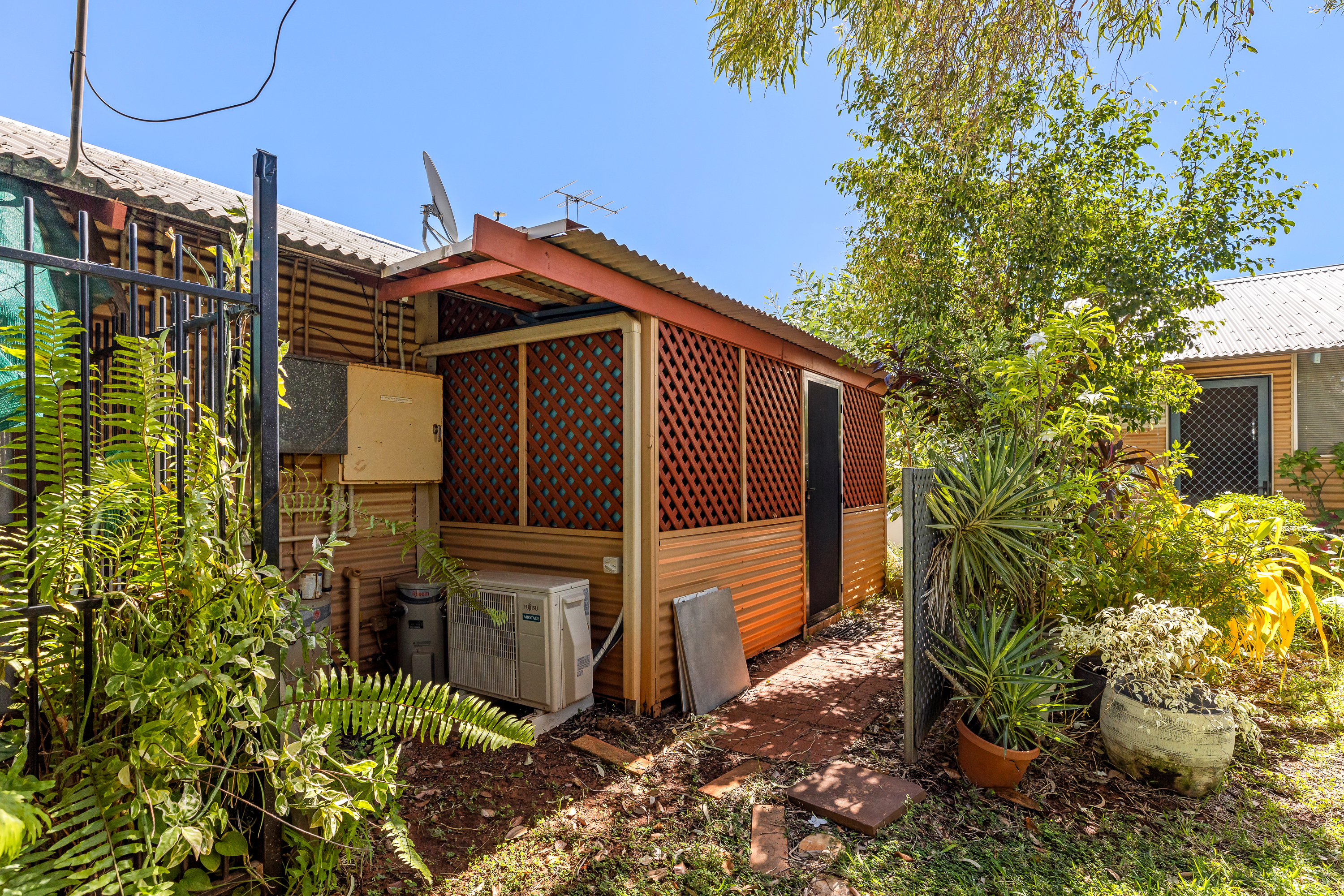 Relaxed Resort-Style Living in the Heart of Broome