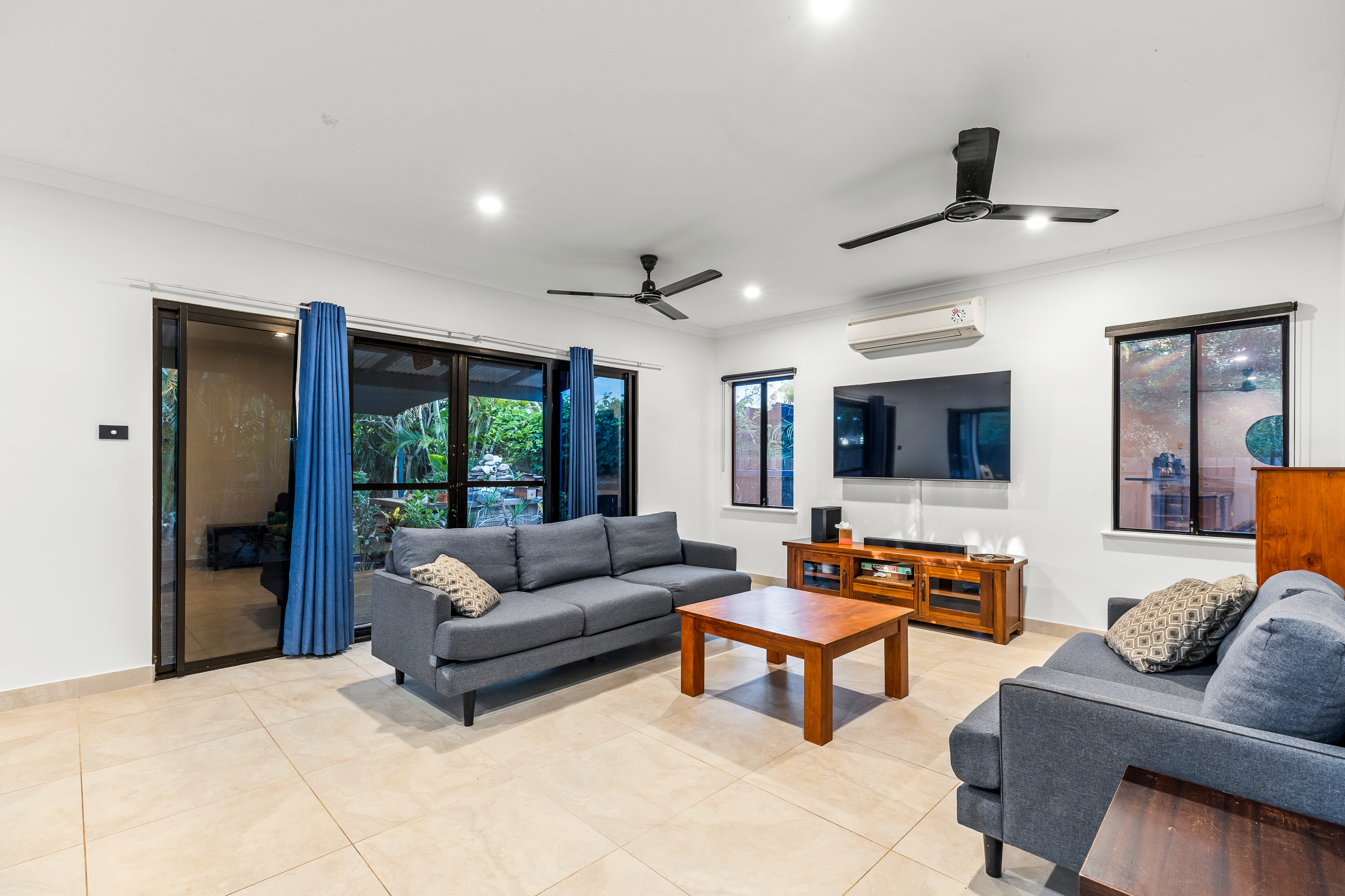 Relaxed Cable Beach Living with Stunning Outdoor Entertaining