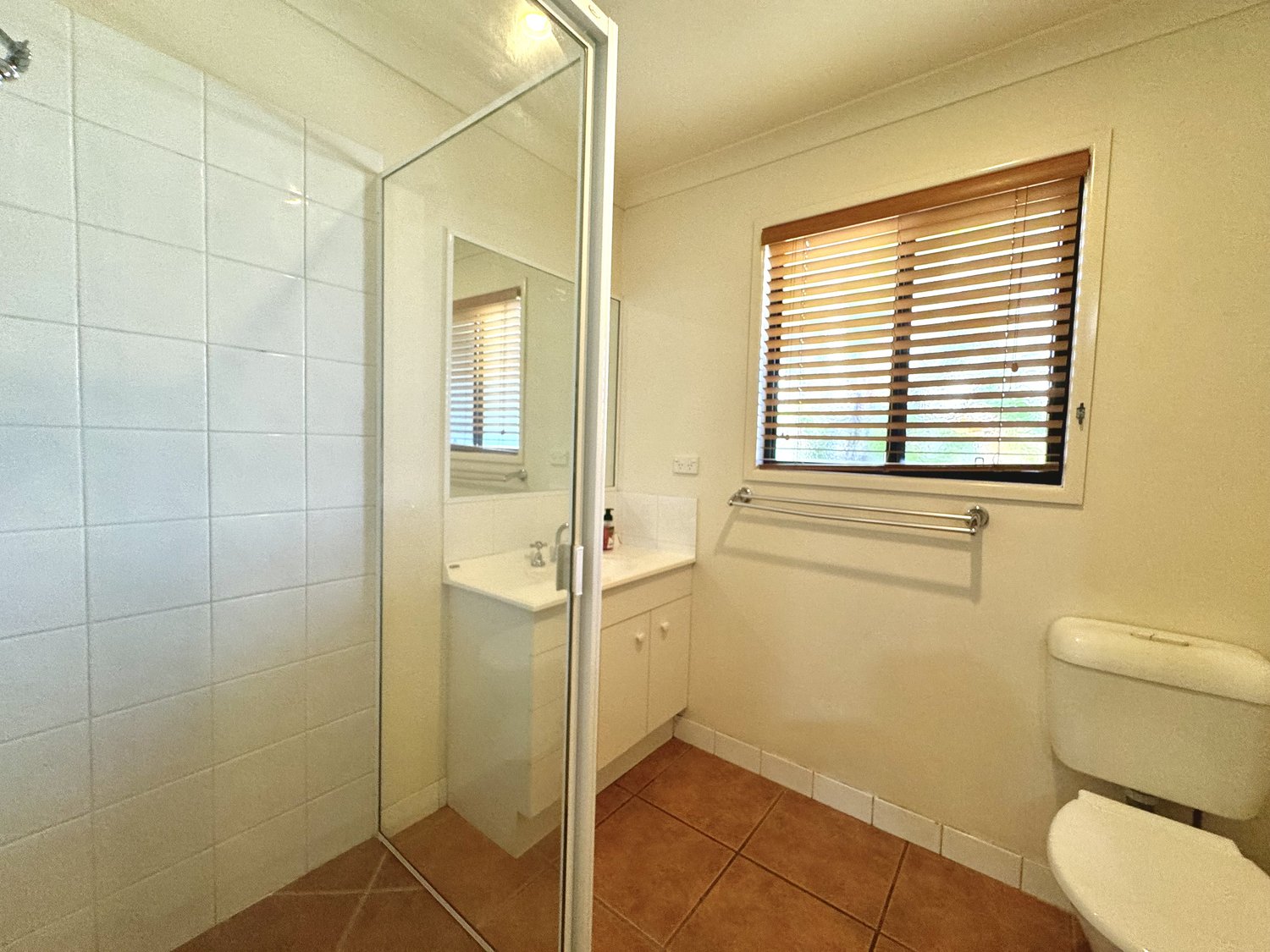 32B SAVANNAH Drive, Moranbah Leased by Infinity Property Specialists - image 10