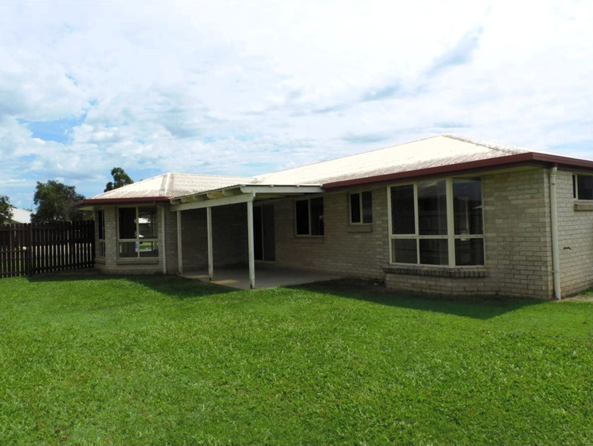 Beautiful Family Home in Marian  Spacious & MoveIn Ready