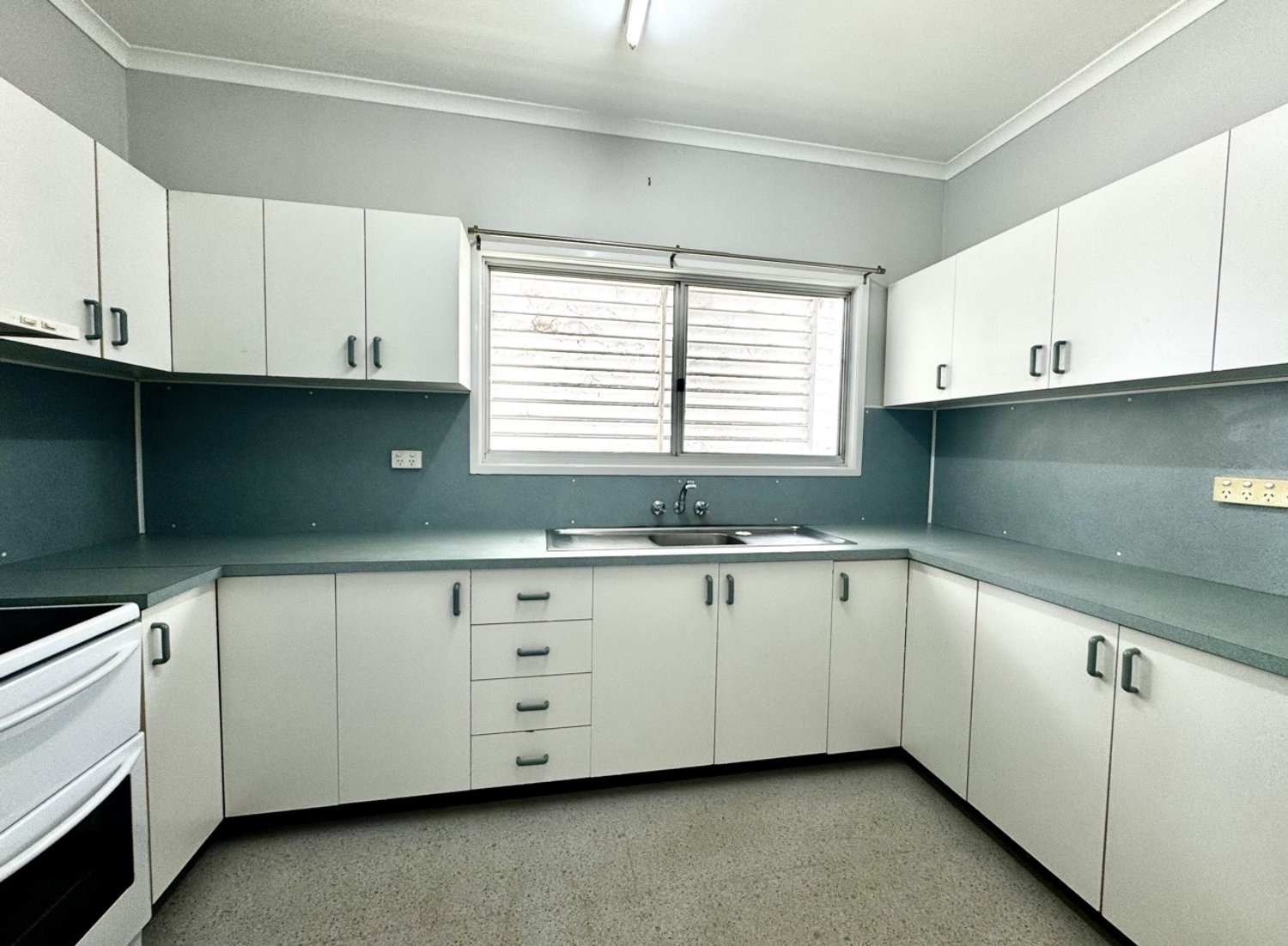 41 CLEMENTS Street, Moranbah For Sale by Infinity Property Specialists - image 5