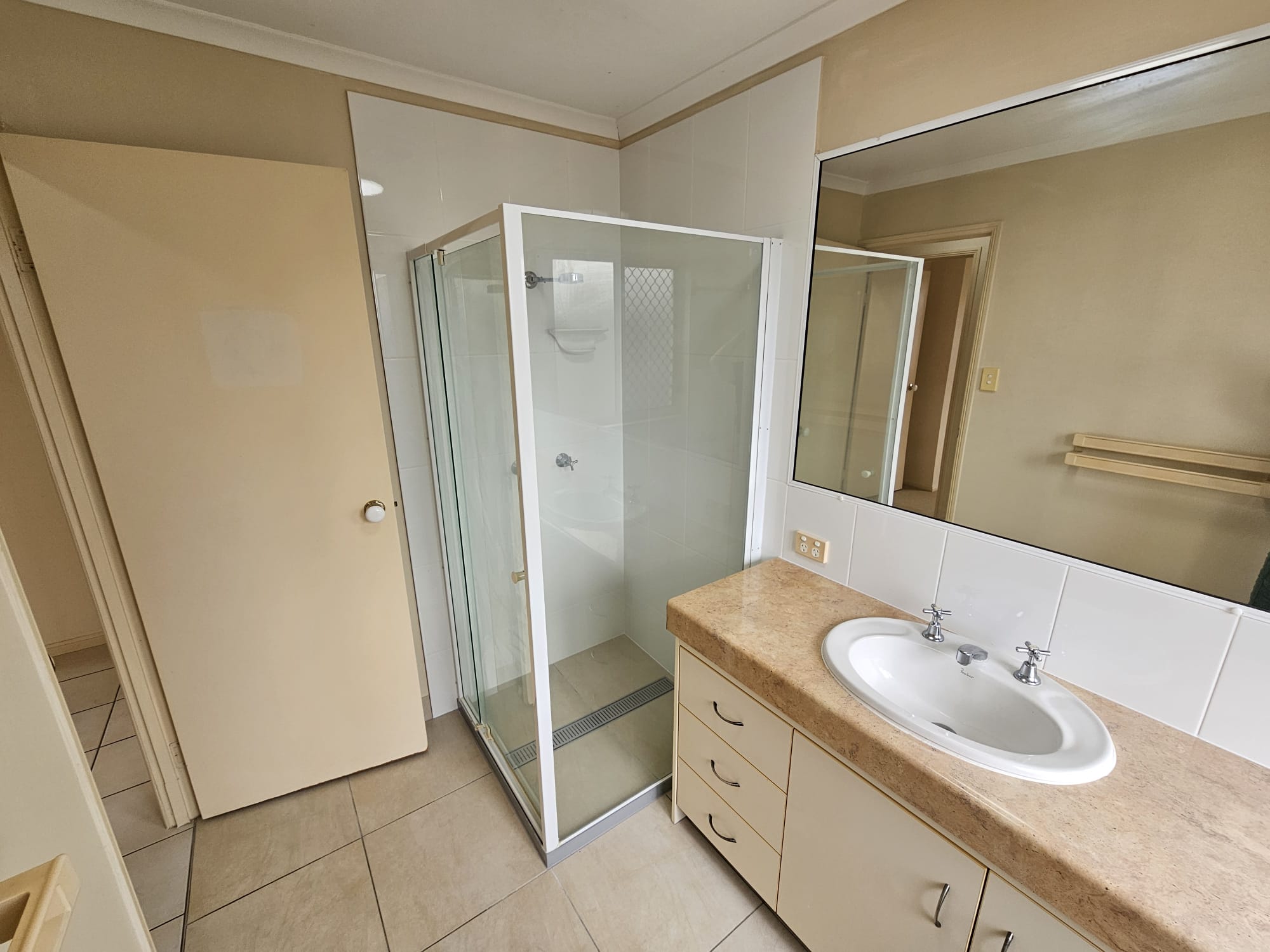 Beautiful Family Home in Marian  Spacious & MoveIn Ready