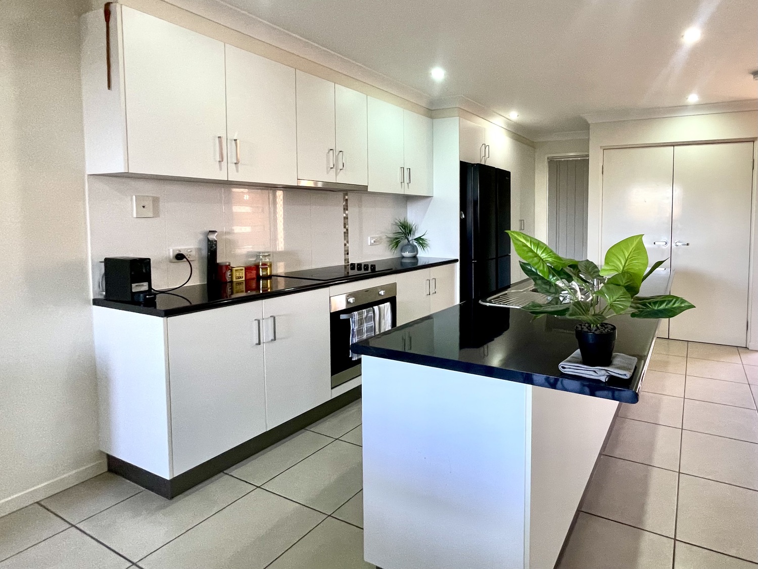 15/61-63 LAMBERT Drive, Moranbah Sold by Infinity Property Specialists - image 5