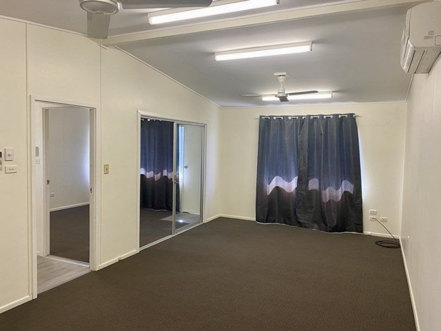 8 BELSHORE Street, Moranbah Sold by Infinity Property Specialists - image 5