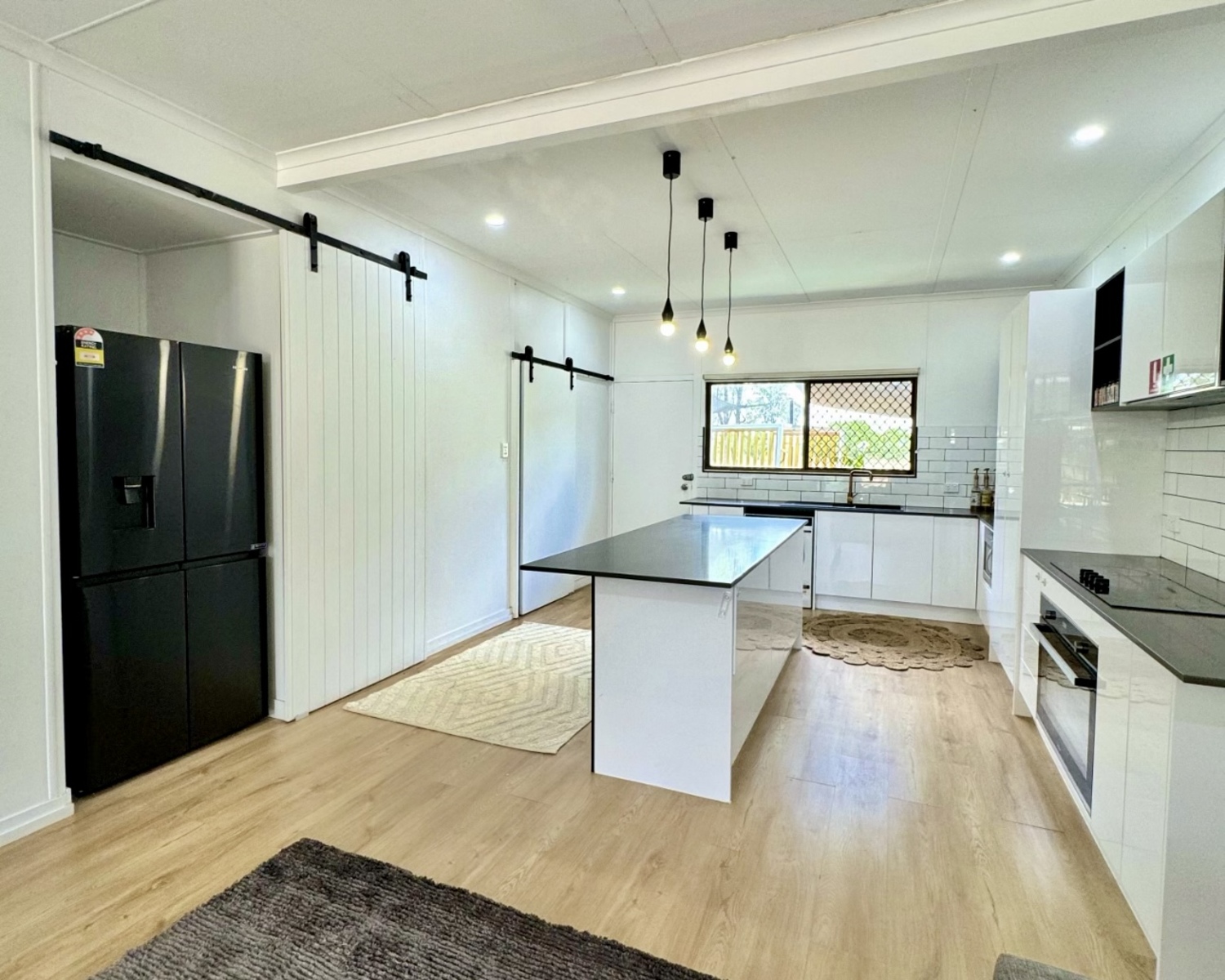 16a & 16b JACKSON Avenue, Moranbah Sold by Infinity Property Specialists - image 9