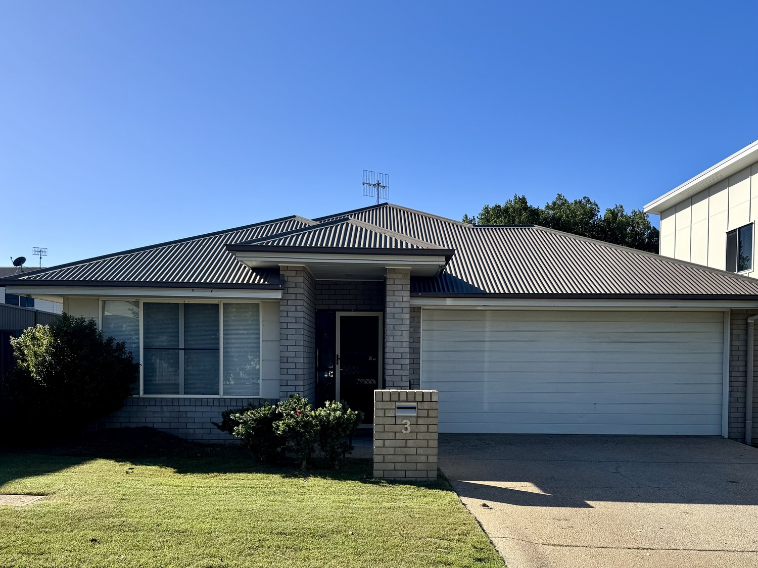 3 RAVEN Crescent, Moranbah Sold by Infinity Property Specialists