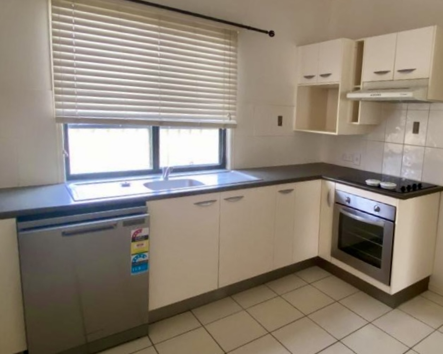 1/77 BEARDMORE Crescent, Dysart Sold by Infinity Property Specialists - image 4