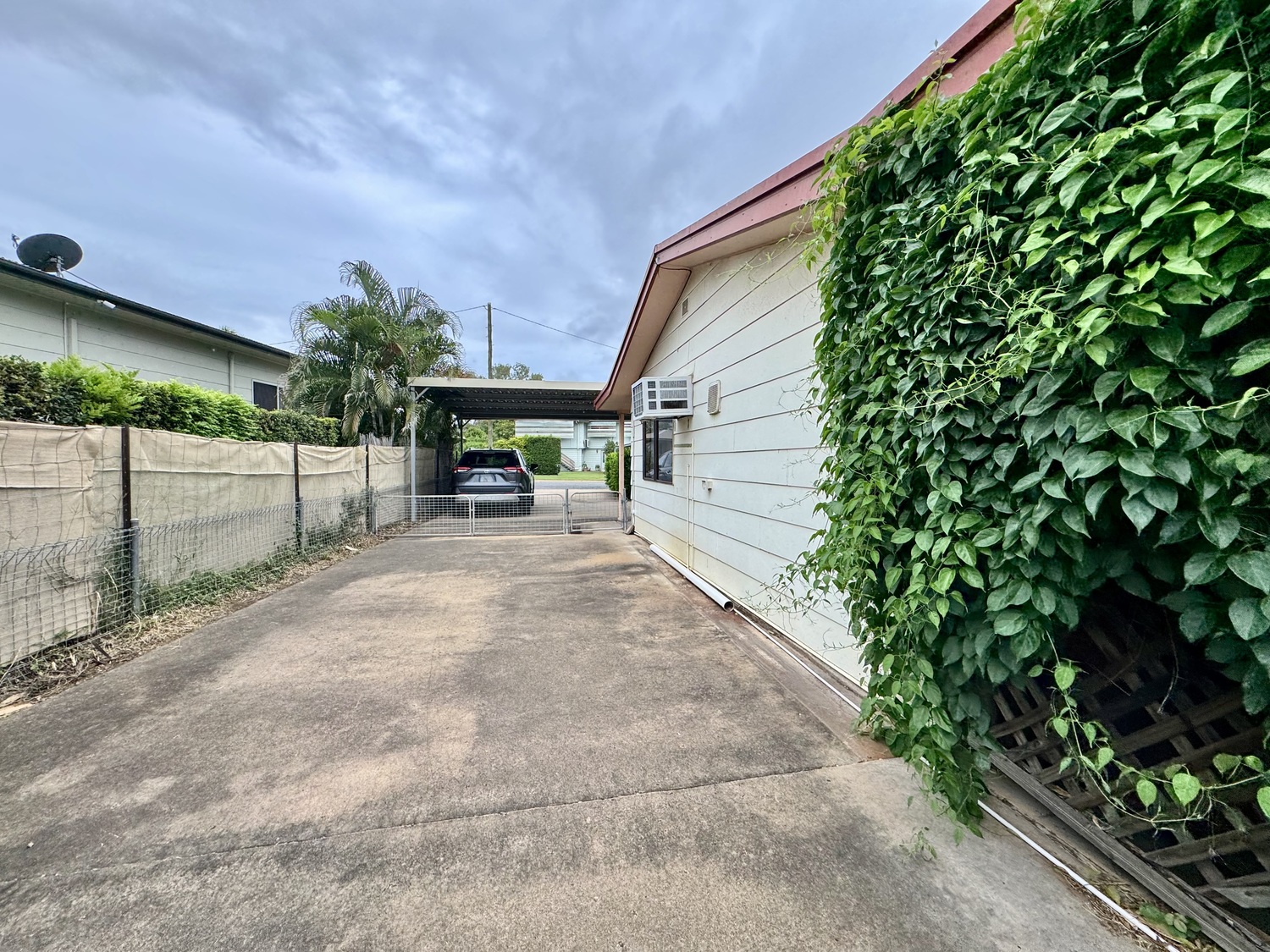 28 BARRACLOUGH Crescent, Moranbah Sold by Infinity Property Specialists - image 17