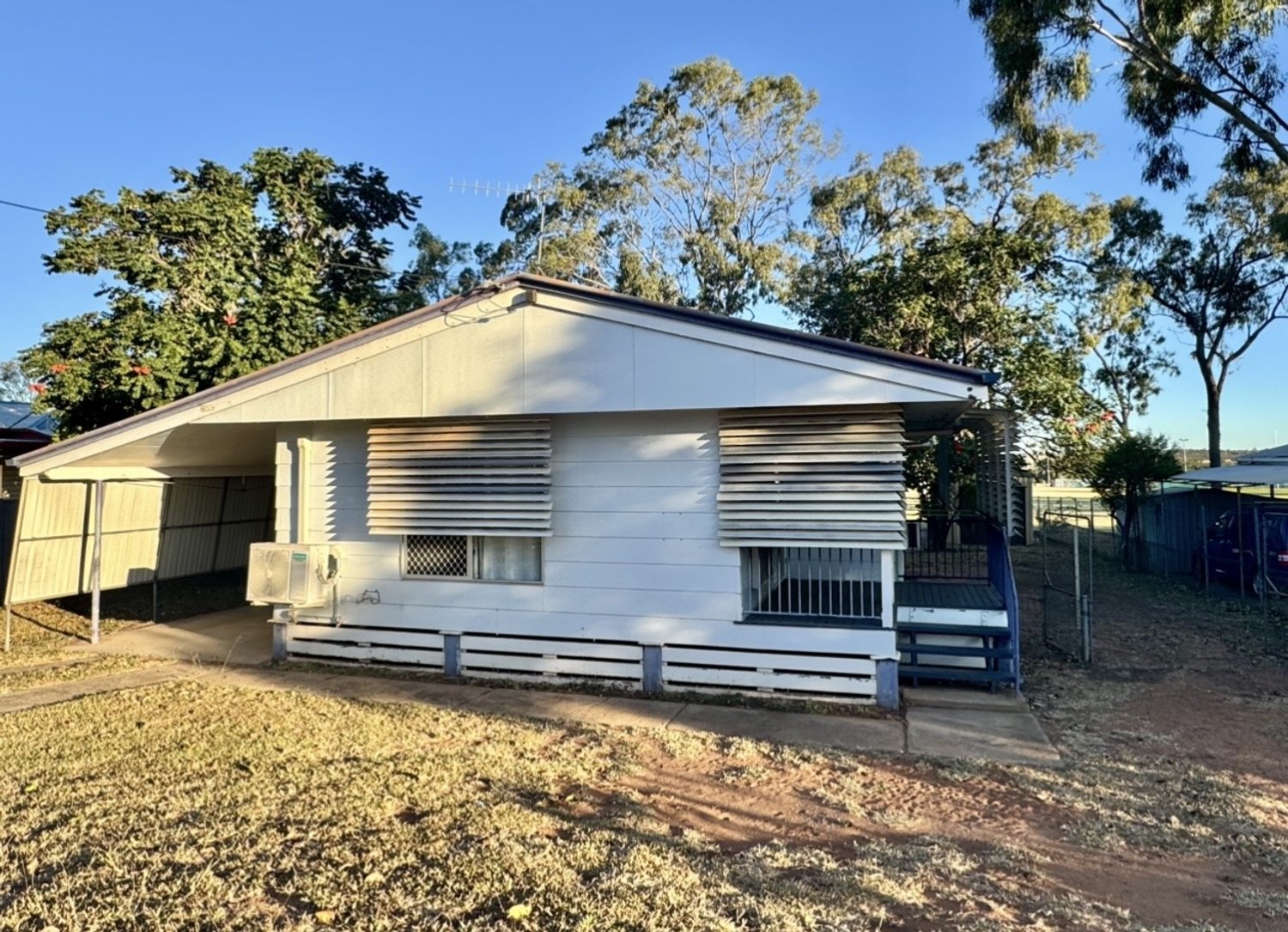 12 FLINDERS Drive, Moranbah Sold by Infinity Property Specialists