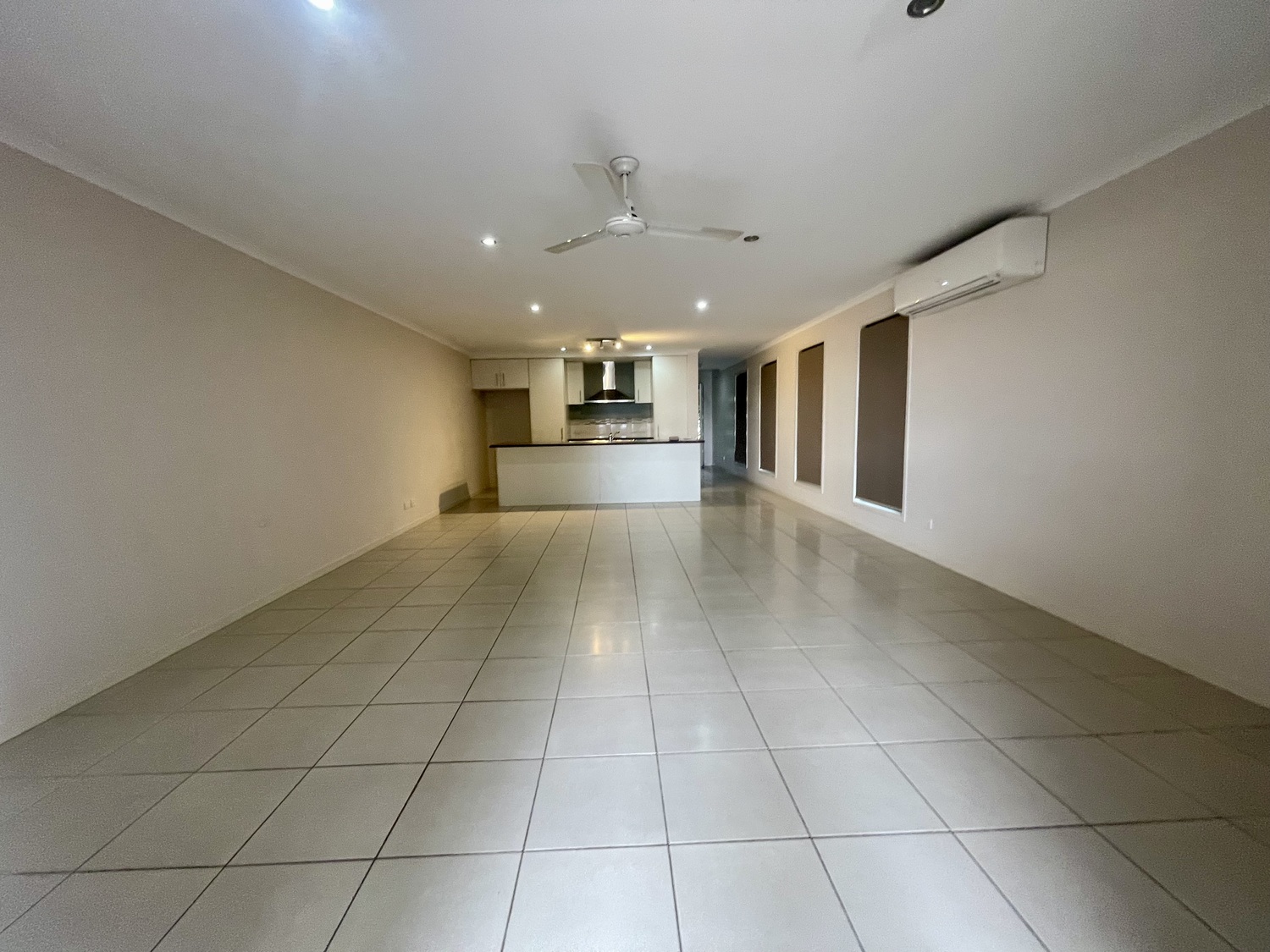 4/11 MACPHERSON Street, Moranbah For Sale by Infinity Property Specialists - image 2