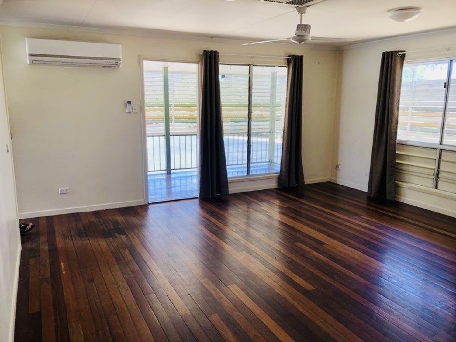 33 LESLIE Drive, Moranbah Sold by Infinity Property Specialists - image 4