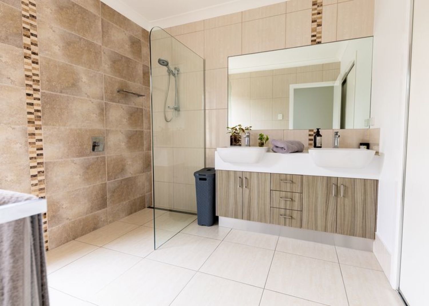 38 LAMBERT Drive, Moranbah Sold by Infinity Property Specialists - image 16