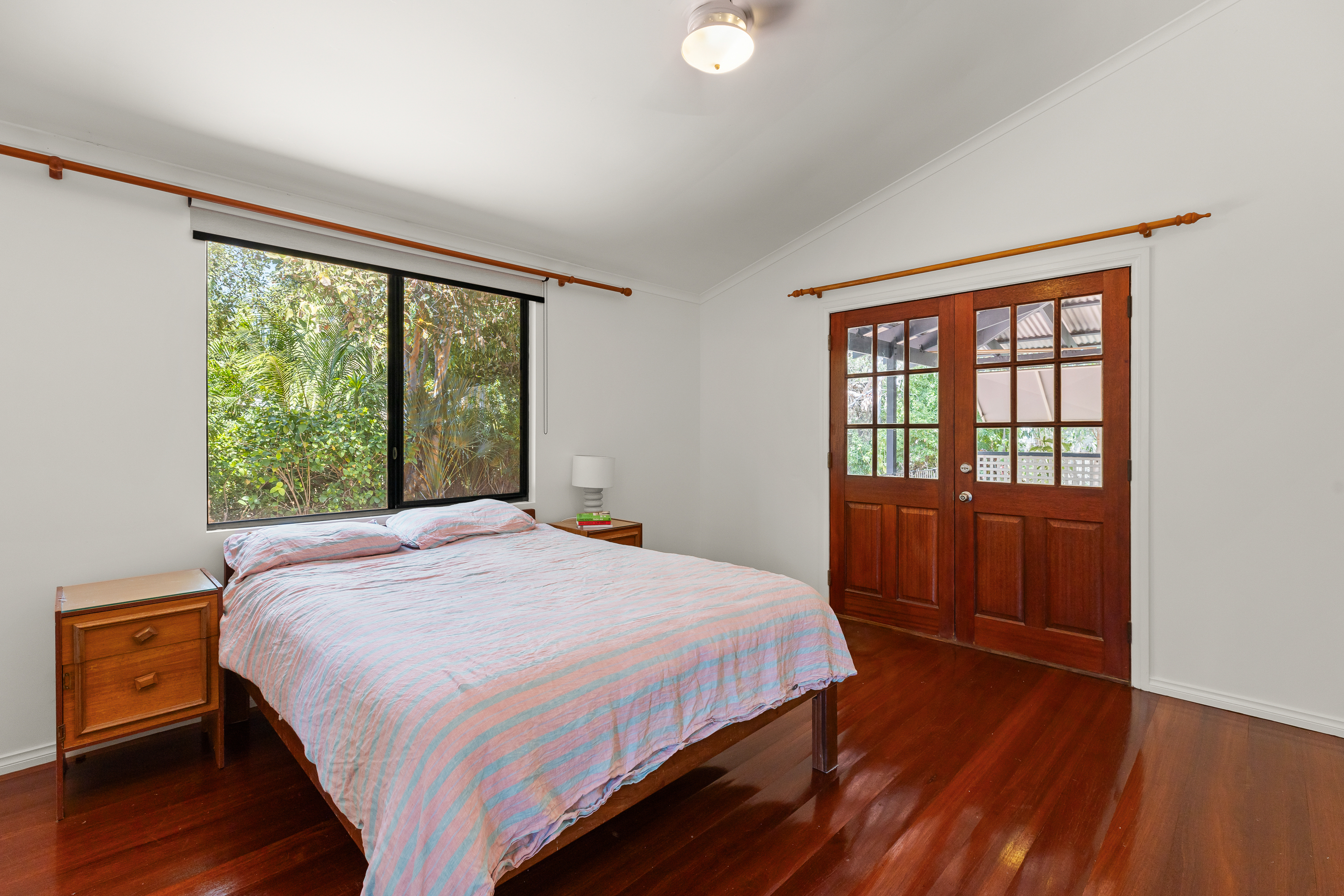 Charming Mini Master Pearler in Cable Beach