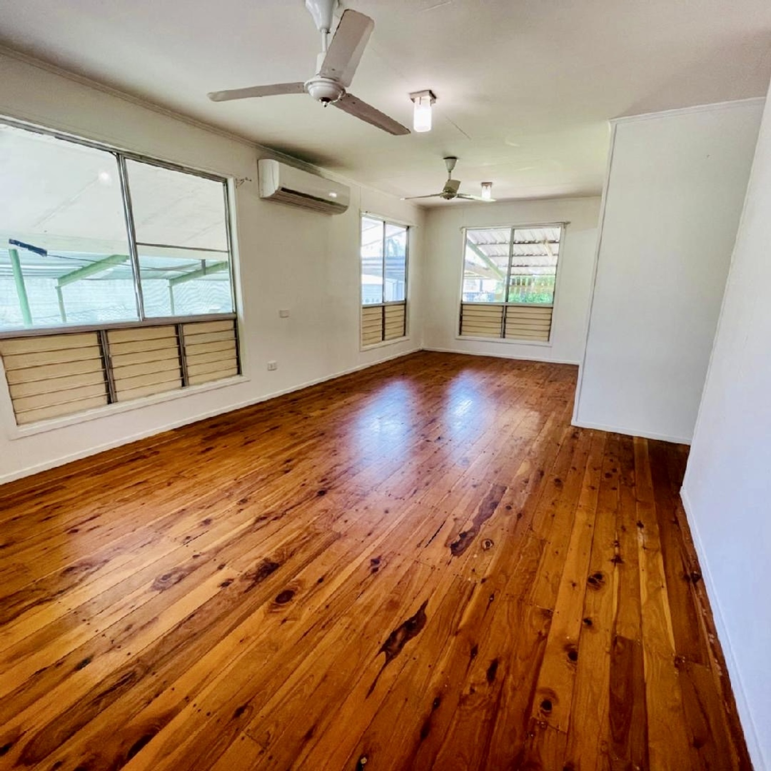 14 FORREST Drive, Moranbah Sold by Infinity Property Specialists - image 3
