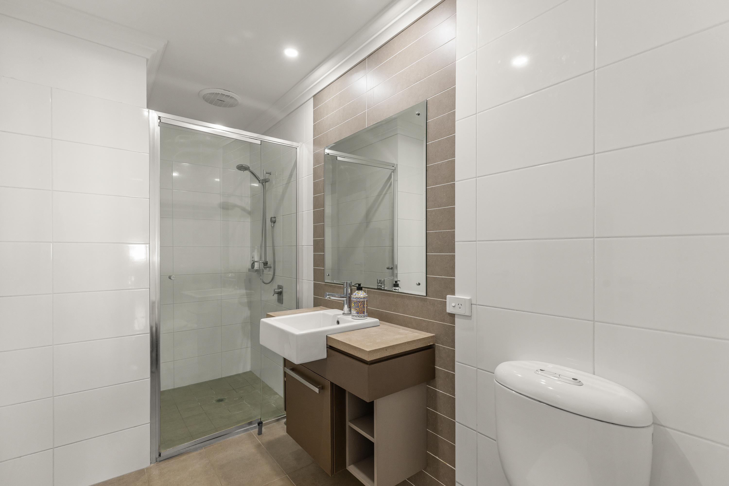 Sophisticated Apartment Living in the Heart of Broome