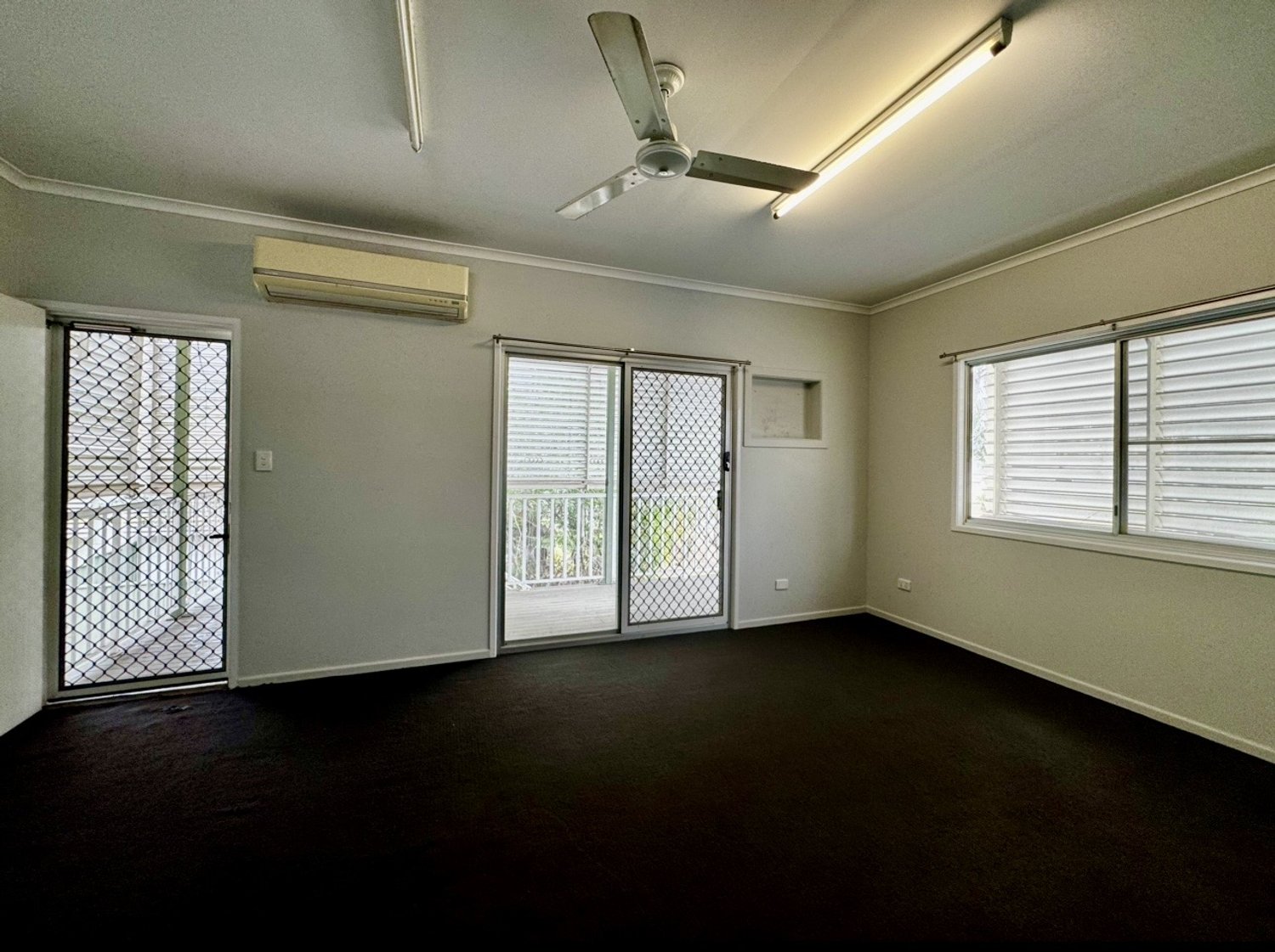 41 CLEMENTS Street, Moranbah For Sale by Infinity Property Specialists - image 3