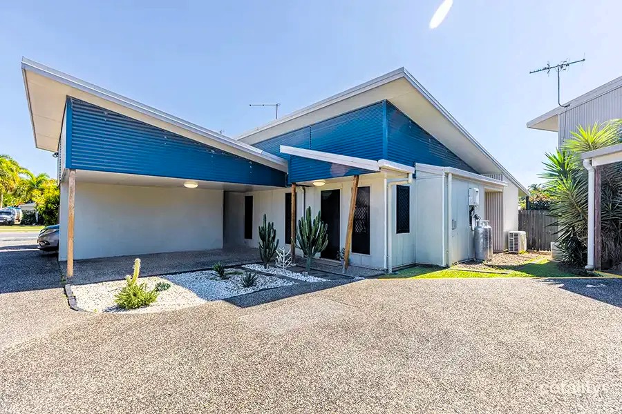 Coastal Townhouse