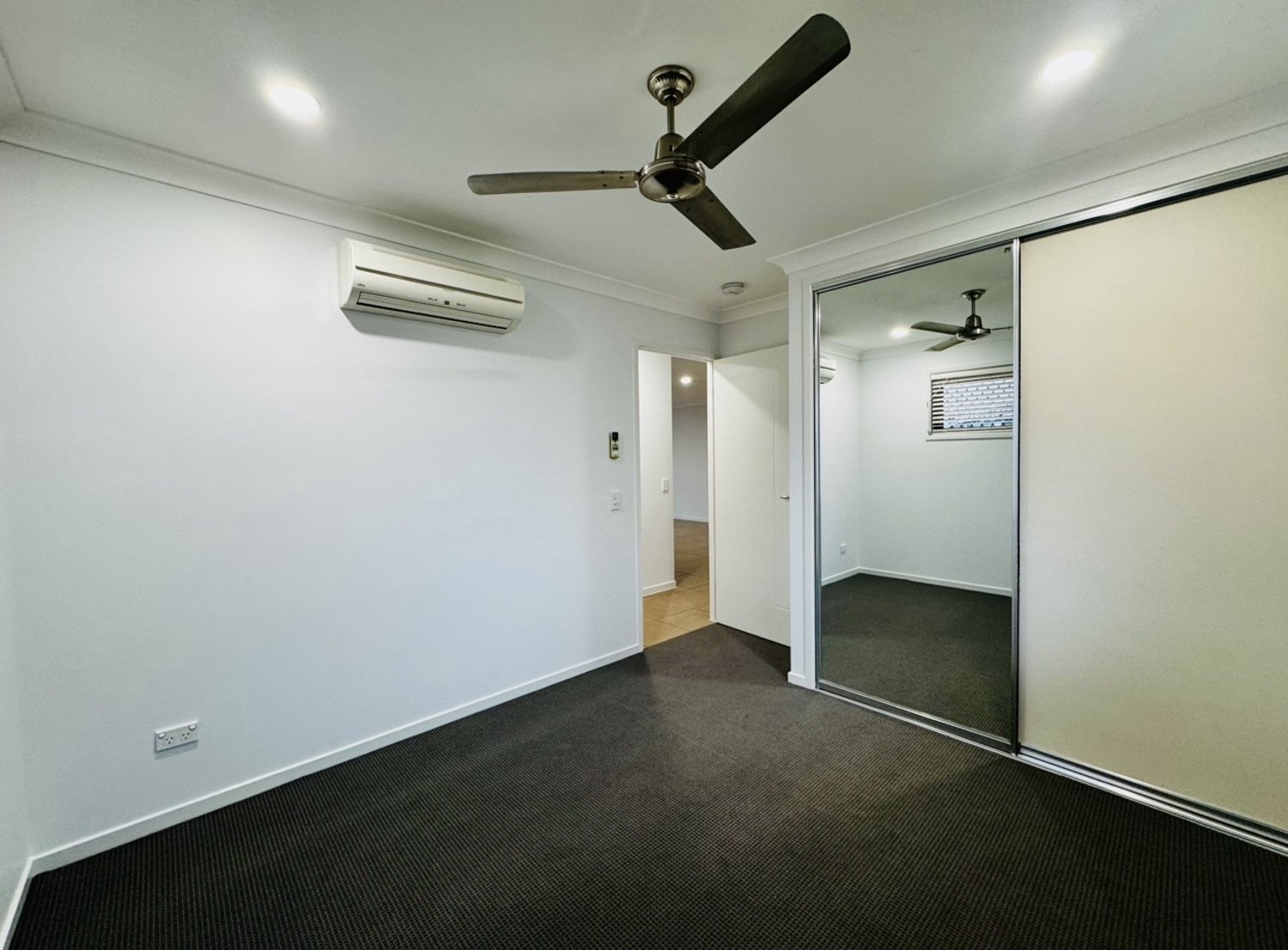 1/76 LAMBERT Drive, Moranbah Leased by Infinity Property Specialists - image 10