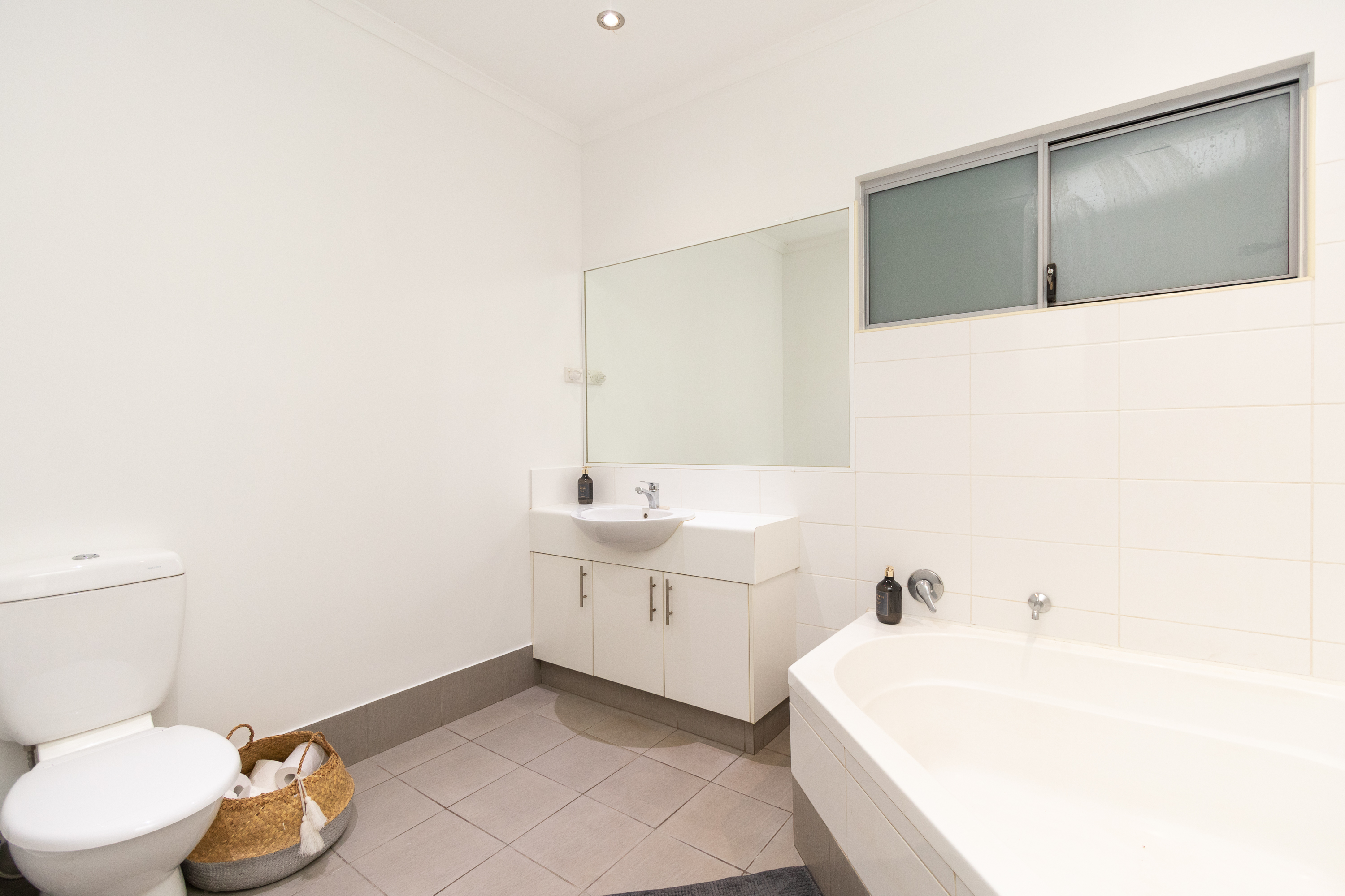 Relaxed Old Broome Living – Fully Furnished with Pool & Outdoor Entertaining