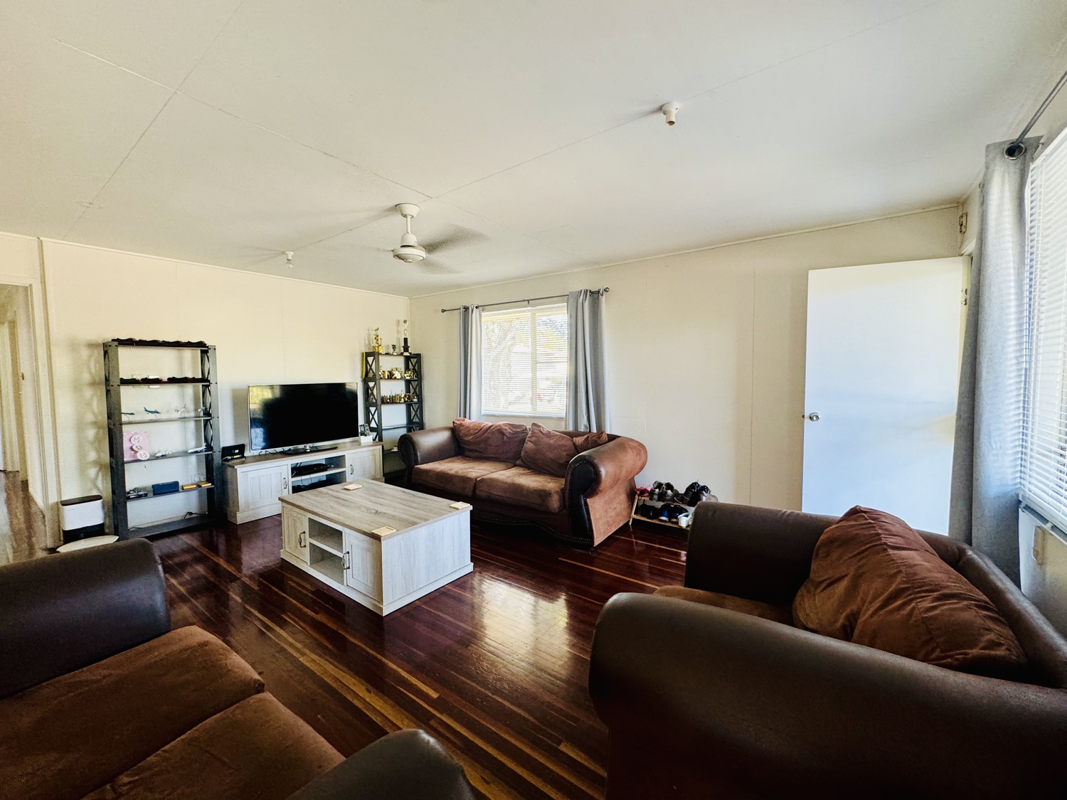 20 RENIER Crescent, Moranbah Sold by Infinity Property Specialists - image 2