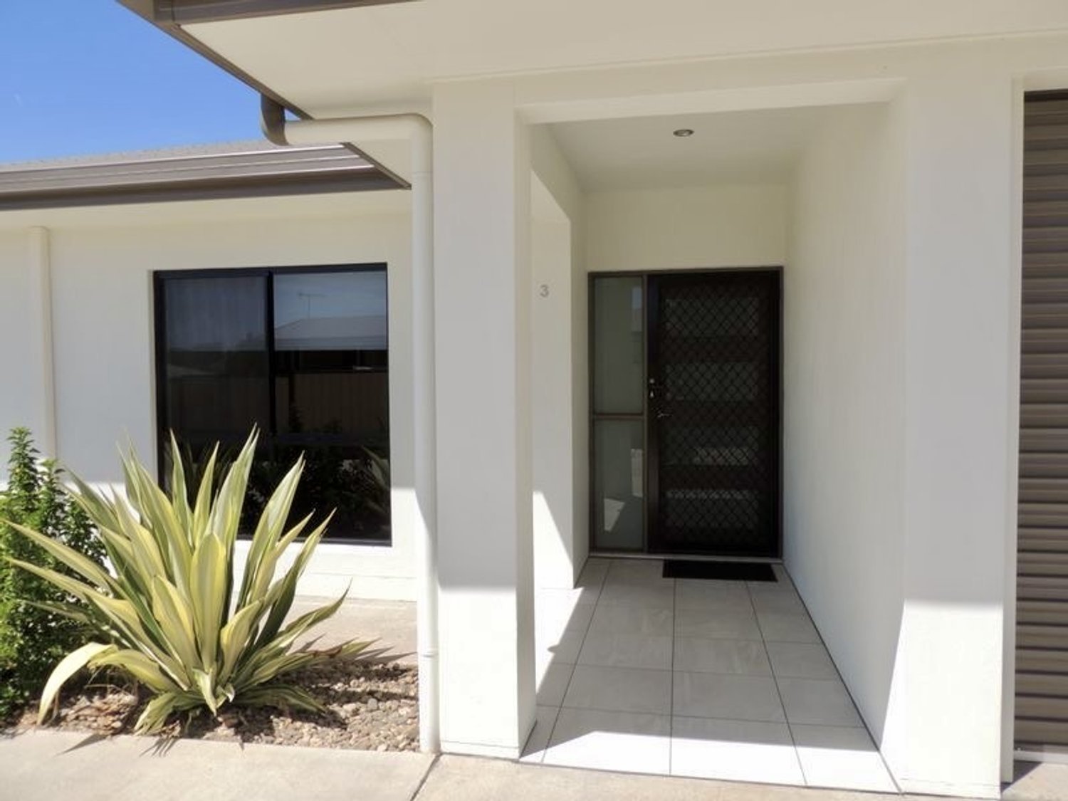 1, 2, 3 & 4/40 SCHIFCOFSKE Drive, Moranbah For Sale by Infinity Property Specialists - image 3