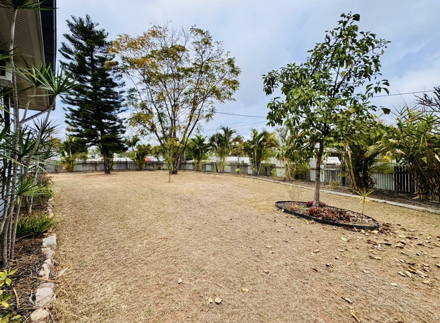 1 ELLIOT Street, Moranbah For Sale by Infinity Property Specialists - image 20