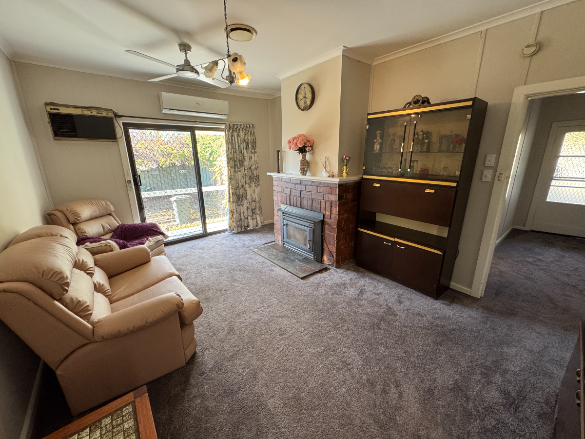 6 Jephcott Avenue, Corryong - Thumbnail 5