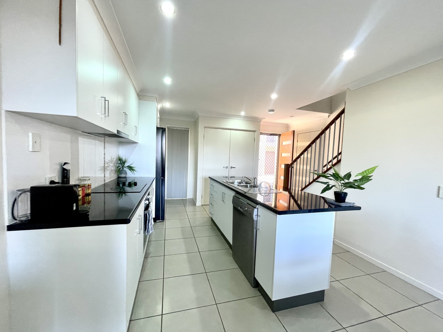 15/61-63 LAMBERT Drive, Moranbah Sold by Infinity Property Specialists - image 4
