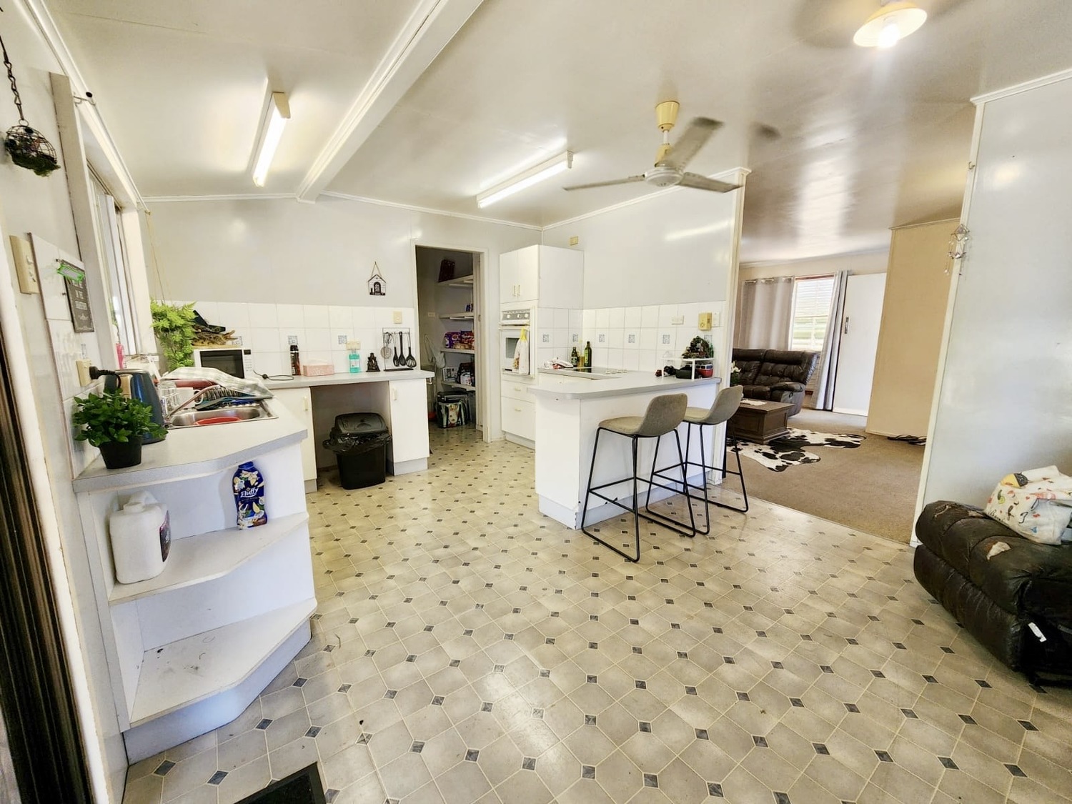 48 MILLS Avenue, Moranbah For Sale by Infinity Property Specialists - image 6
