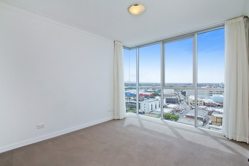 1131/56 Scarborough St, SOUTHPORT, QLD 4215, Southport - Thumbnail 6