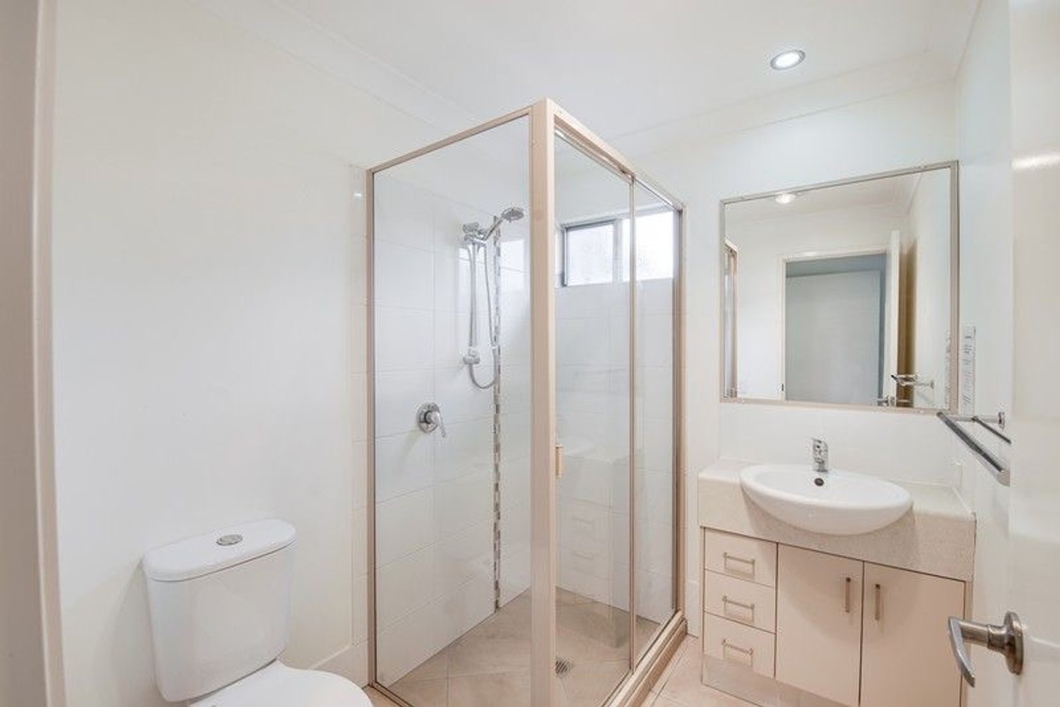 4 MENZIES Court, Moranbah For Lease by Infinity Property Specialists - image 7