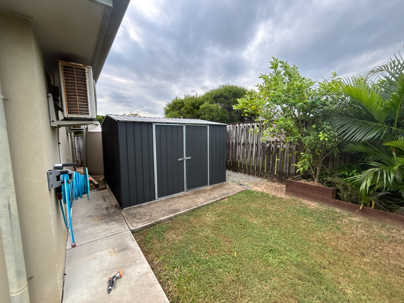 Large Modern 4 Bedroom Home