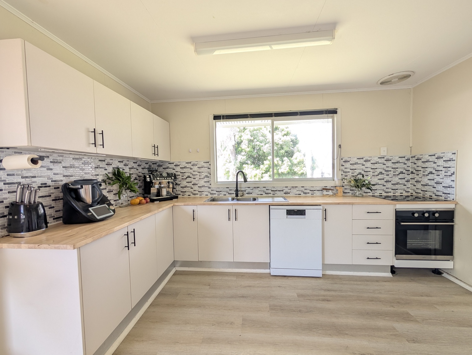 20 BARCOO Drive, Moranbah Sold by Infinity Property Specialists - image 8