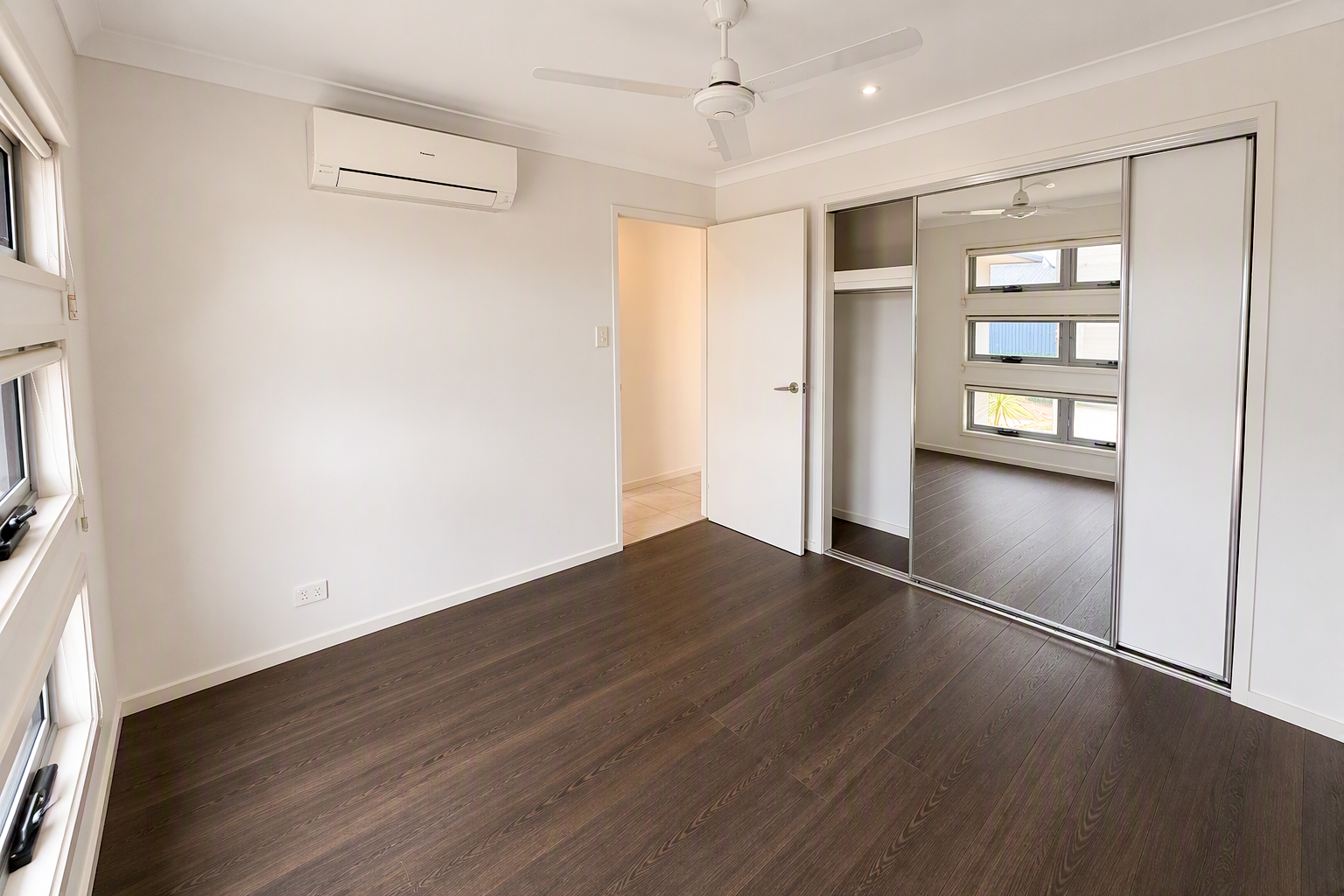 Executive Rental  3 Phoenix Crescent, Rural View QLD 4740