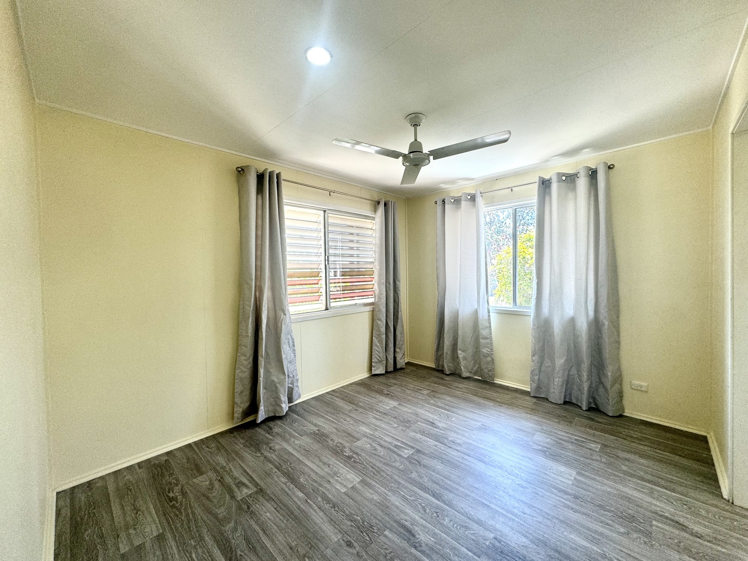 14 BRADMAN Street, Moranbah Sold by Infinity Property Specialists - image 8