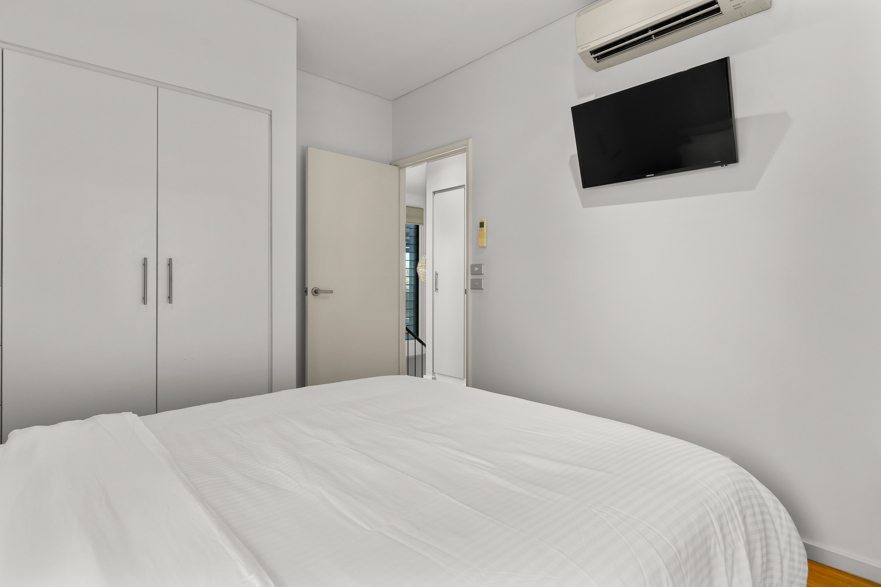 Fully Furnished Coastal Retreat Opposite Cable Beach