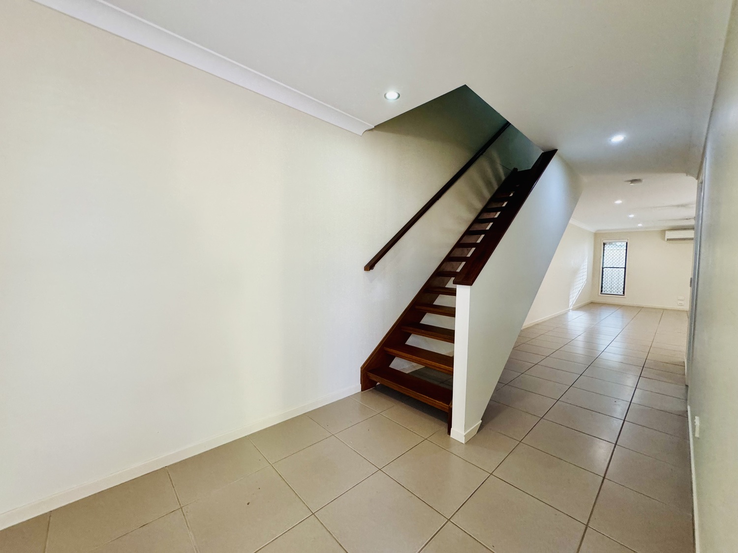 2/18 BURKE Drive, Moranbah For Sale by Infinity Property Specialists - image 6