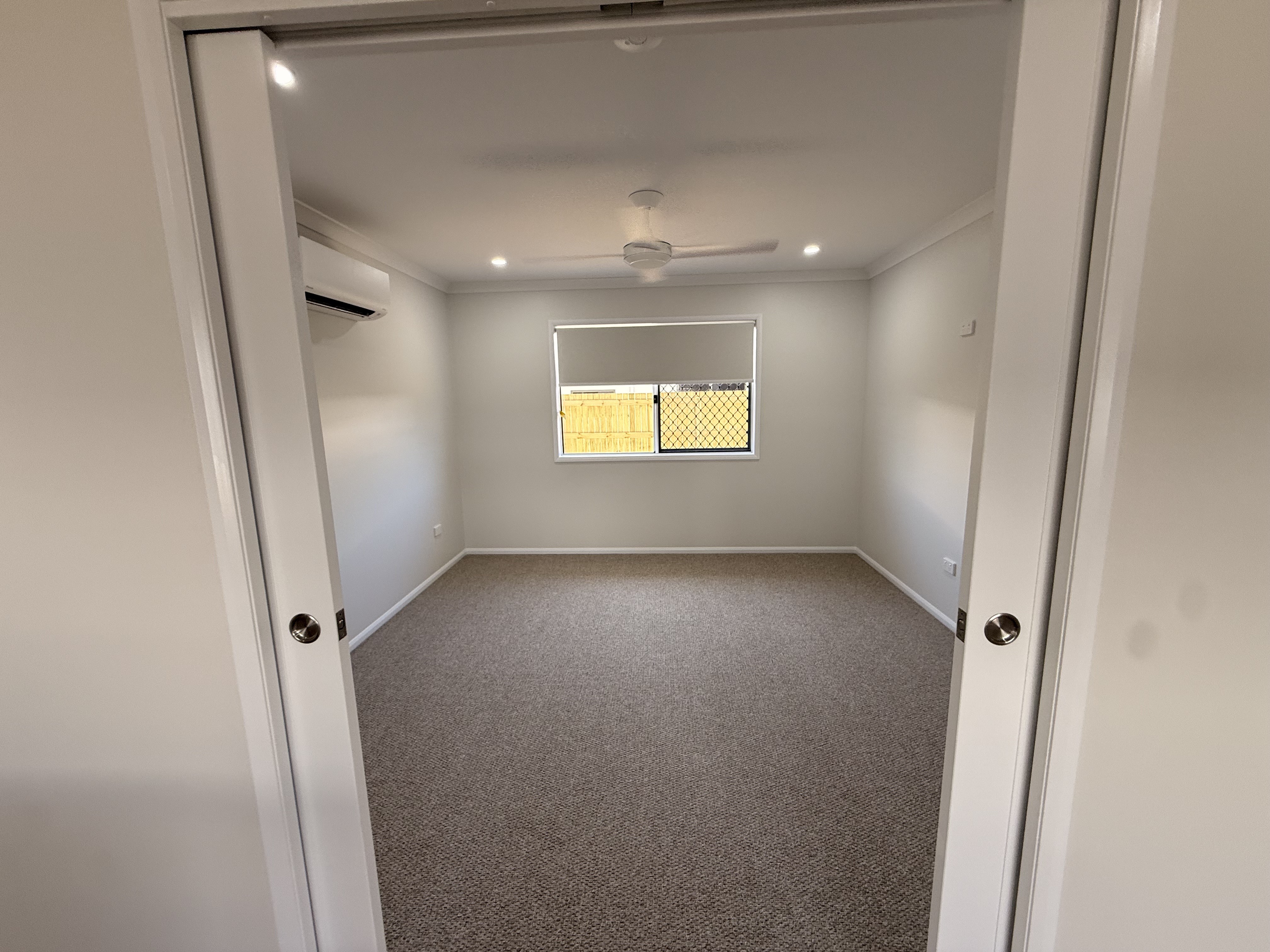 Brand new CJ Smith Homes build in Royal Sands  modern, spacious and ready to move in!