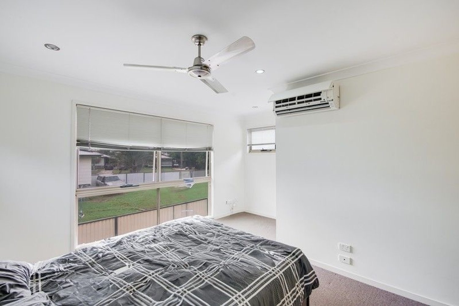 4 MENZIES Court, Moranbah For Lease by Infinity Property Specialists - image 4