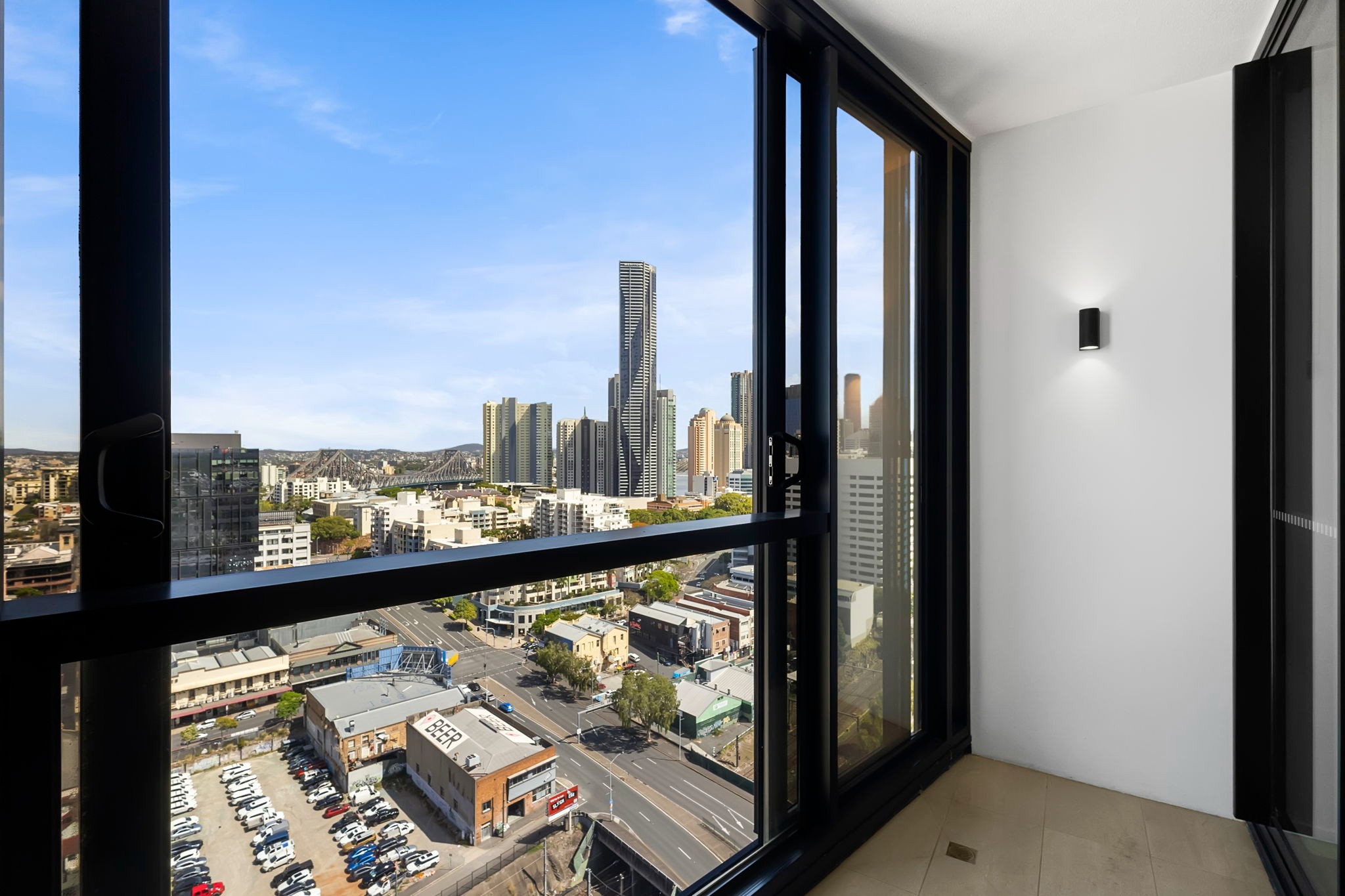2105/179 Alfred St, FORTITUDE VALLEY, QLD 4006, Fortitude Valley - Thumbnail 2