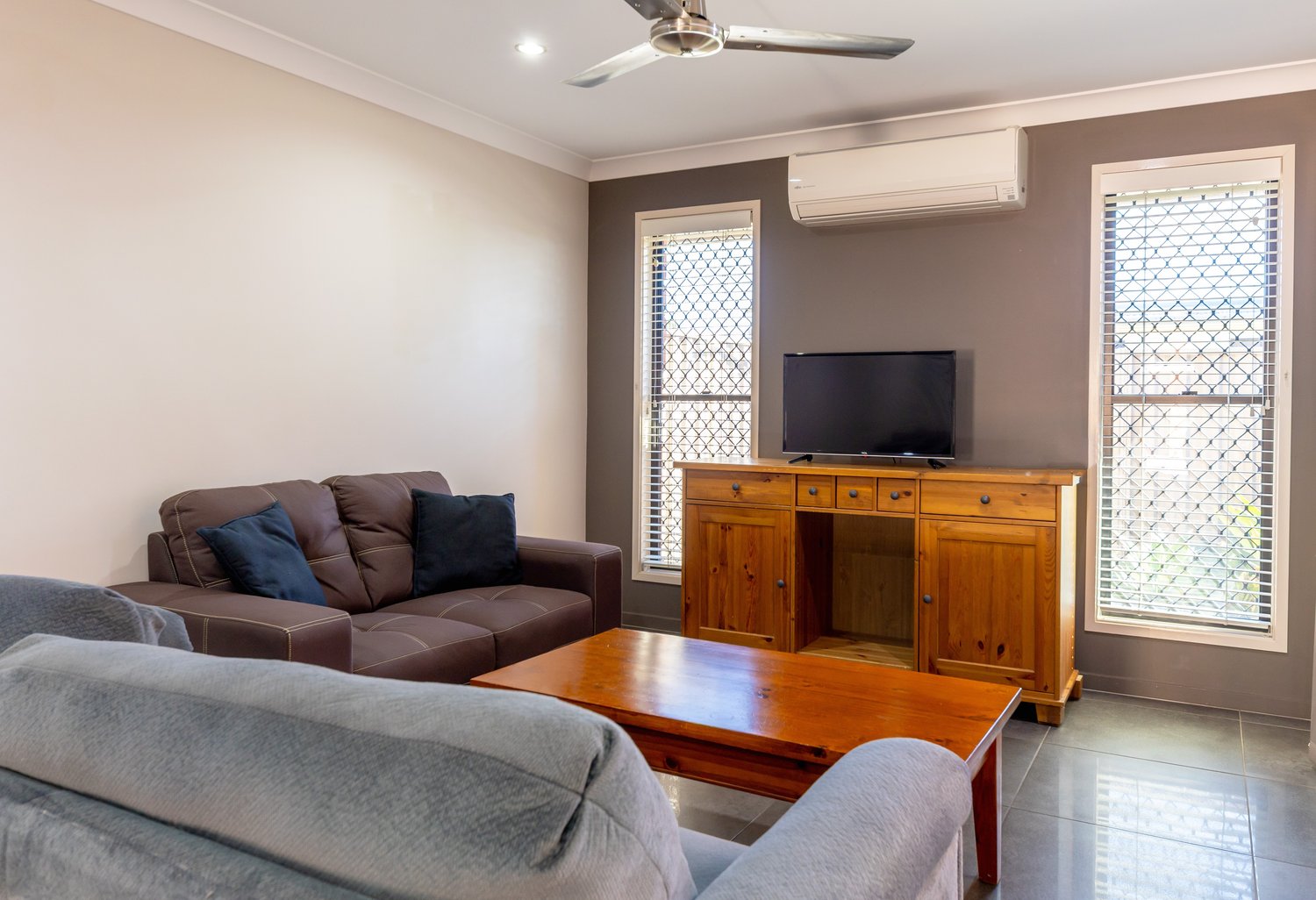 2/8-10  LAMBERT Drive, Moranbah For Sale by Infinity Property Specialists - image 4