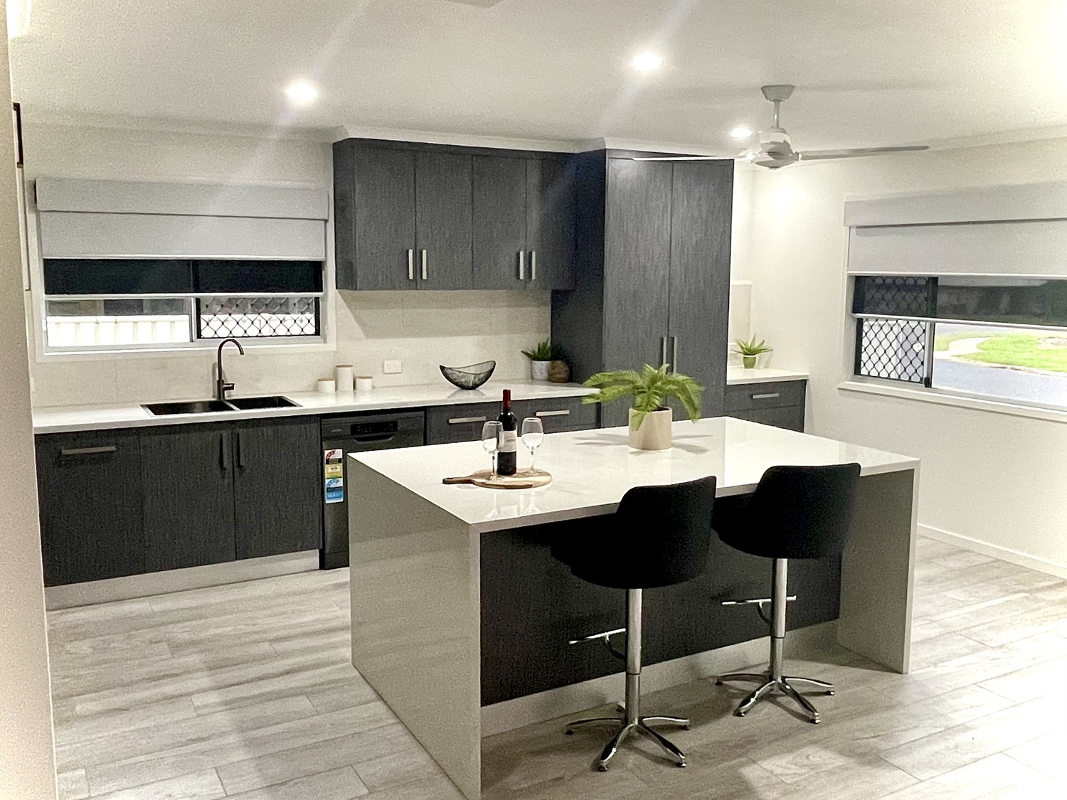 2 MAITLAND Street, Moranbah Sold by Infinity Property Specialists - image 6