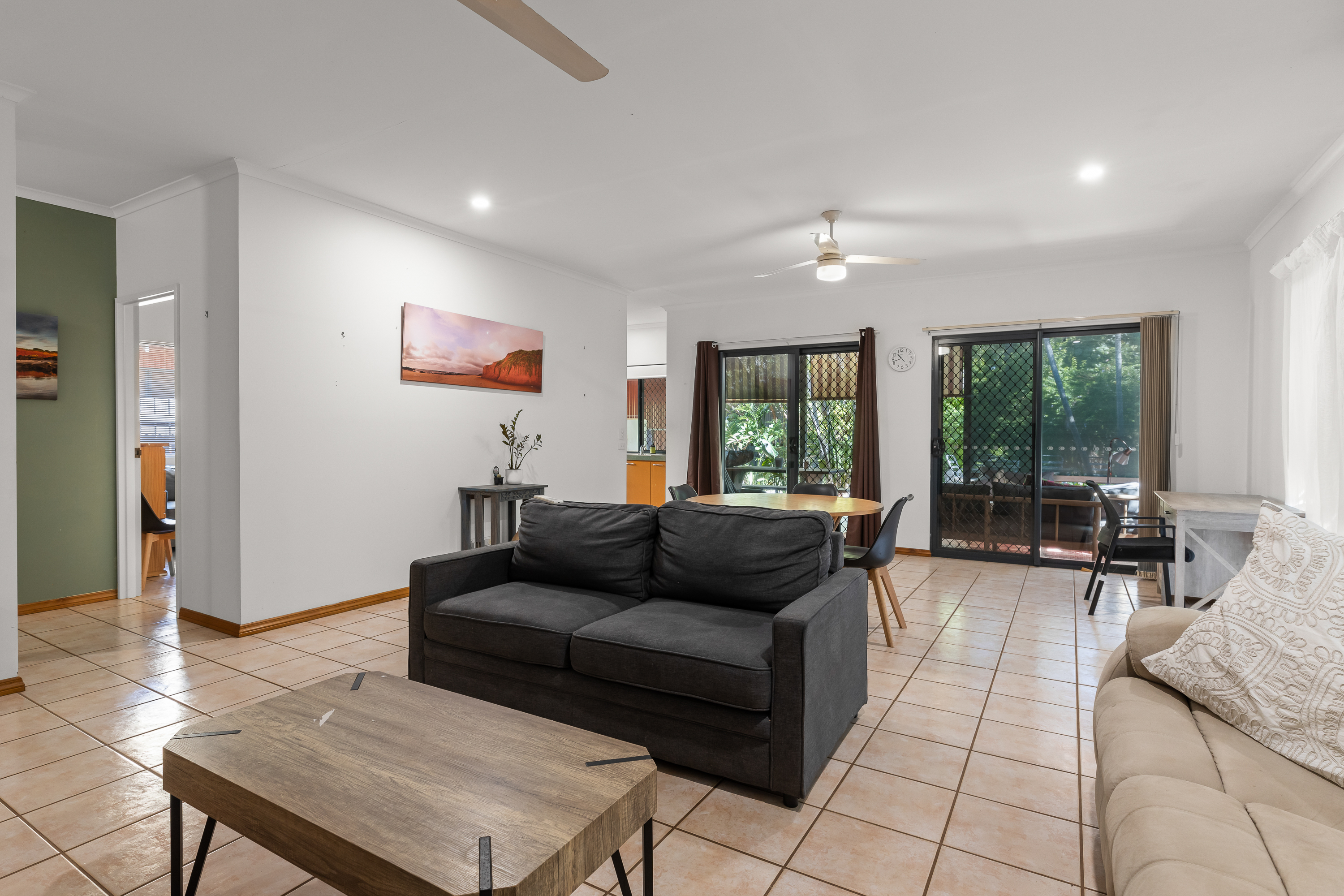 Fully Furnished – Private, Secure & Perfectly Positioned!