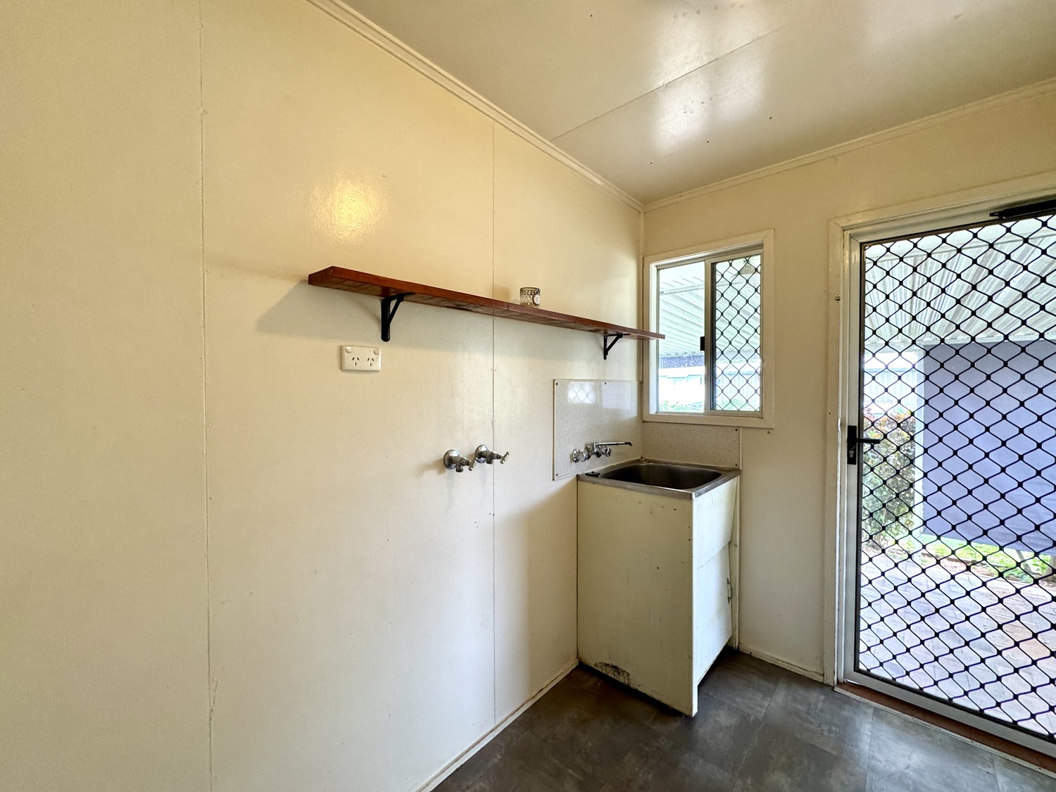 25 FLINDERS Drive, Moranbah Sold by Infinity Property Specialists - image 13