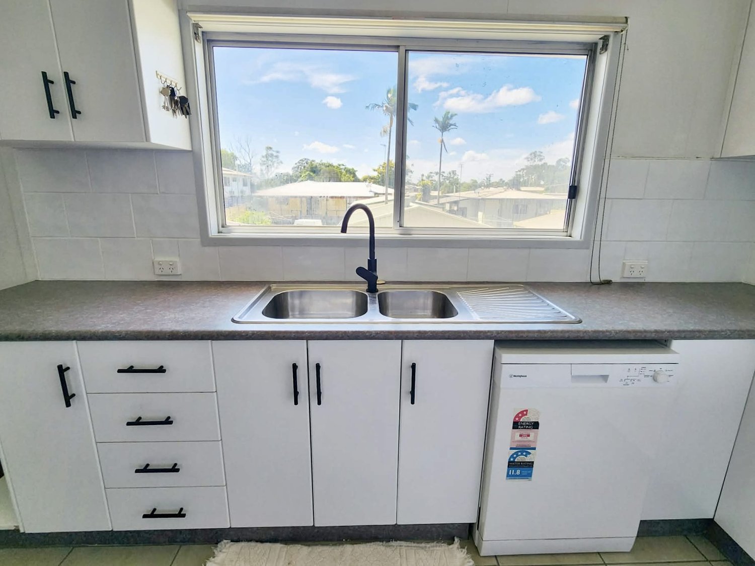34 MACKAY Street, Moranbah Sold by Infinity Property Specialists - image 9