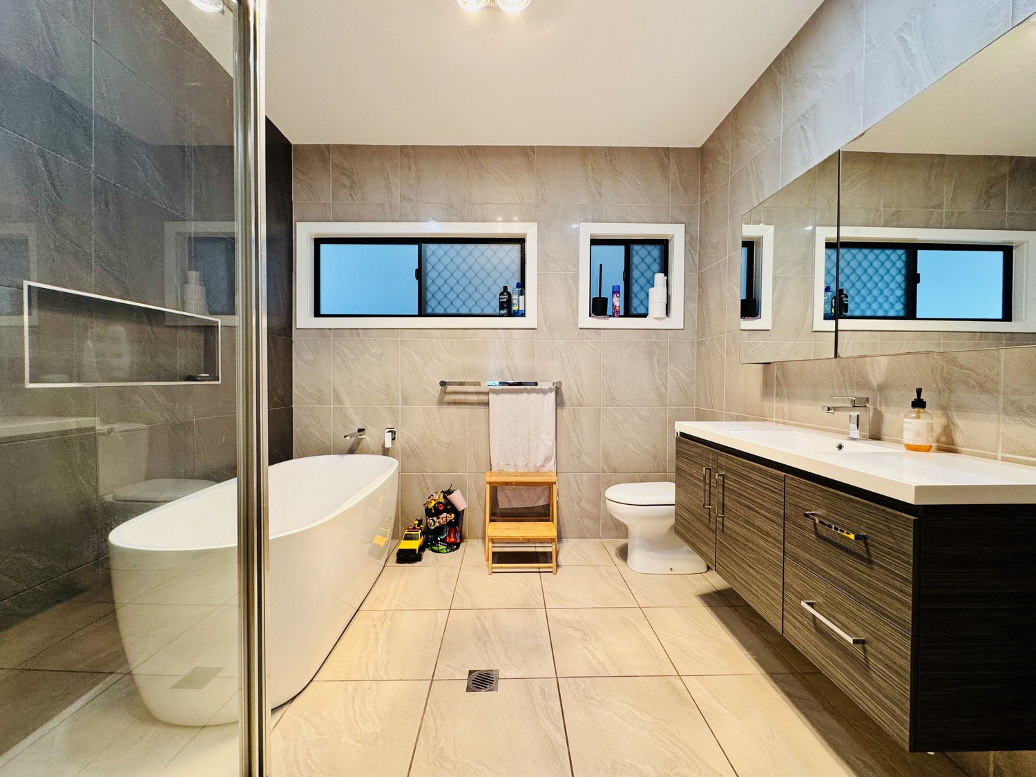 1 HART Court, Moranbah Sold by Infinity Property Specialists - image 5
