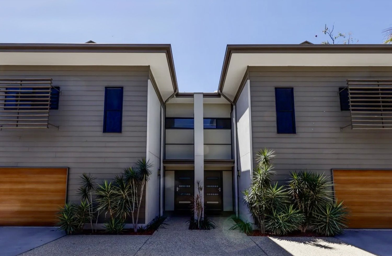 1, 2 And 3/44  KENNEDY Drive, Moranbah For Sale by Infinity Property Specialists - image 2