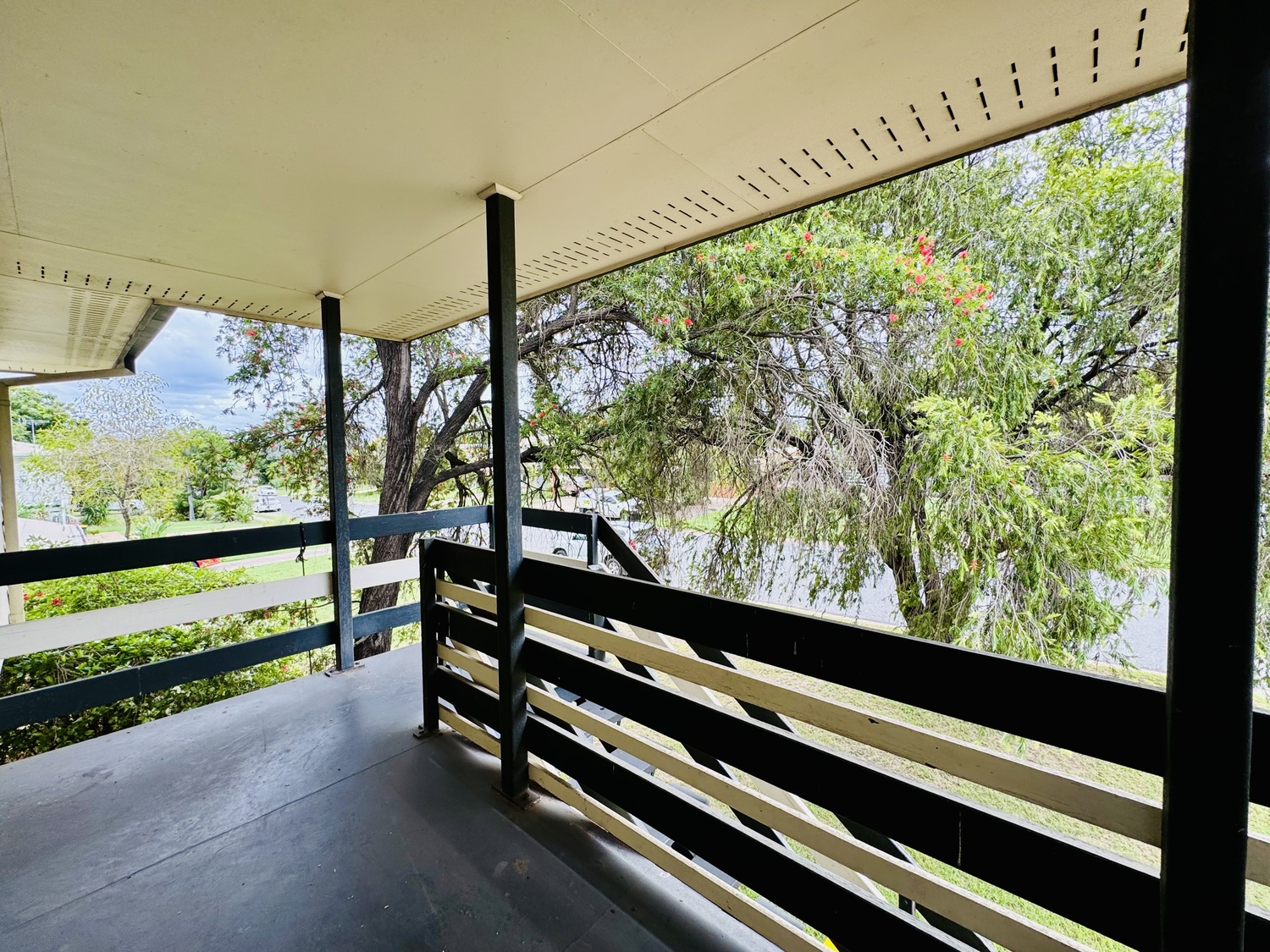 52 JACKSON Avenue, Moranbah Sold by Infinity Property Specialists - image 14